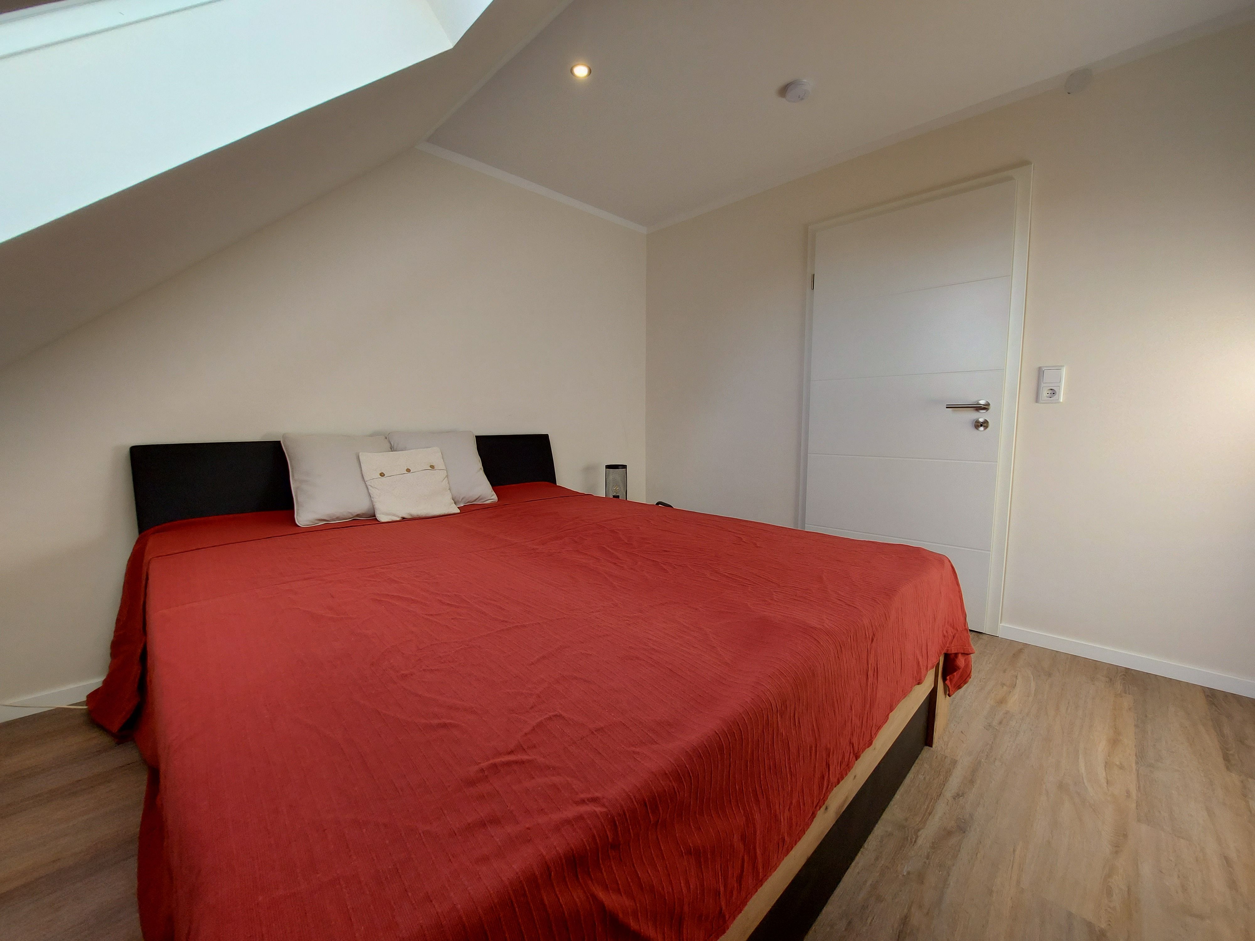 Great Stylish Apartment In The Middle Of Emden  -  Great stylish apartment in the middle of Emden  - Gallery -  4