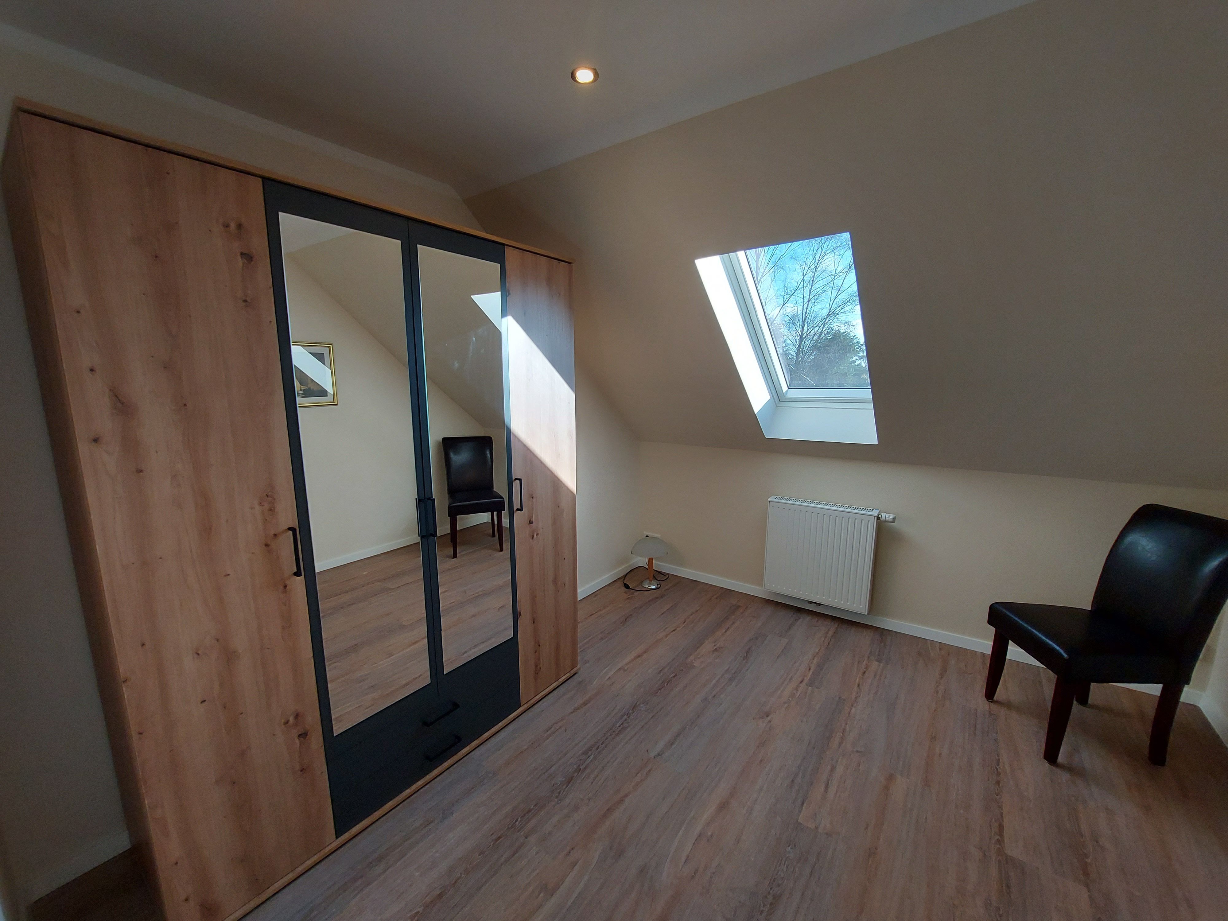  Great Stylish Apartment In The Middle Of Emden  -  Great stylish apartment in the middle of Emden  - Gallery -  1
