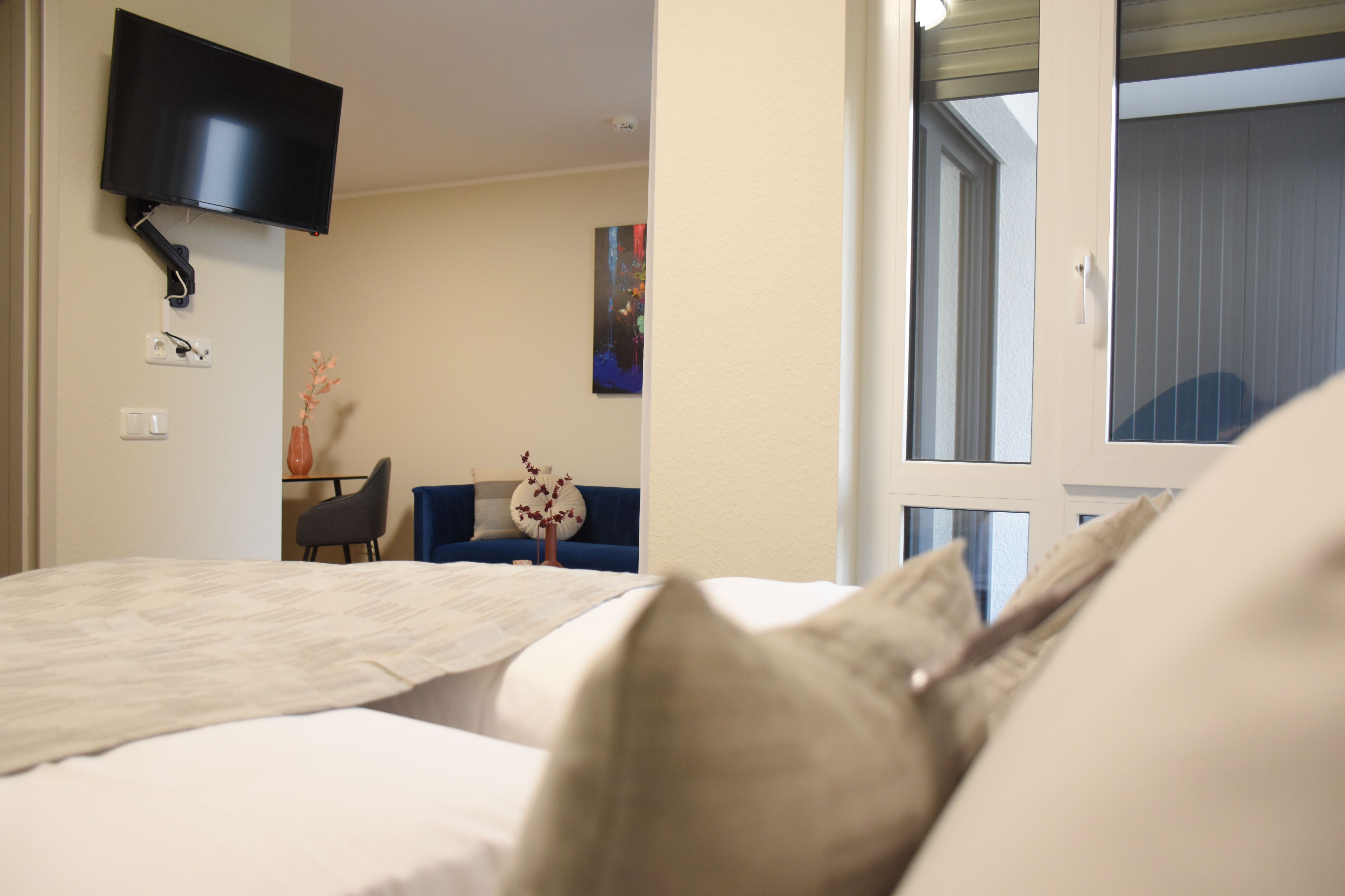 Spacious And Charming Studio - 21
