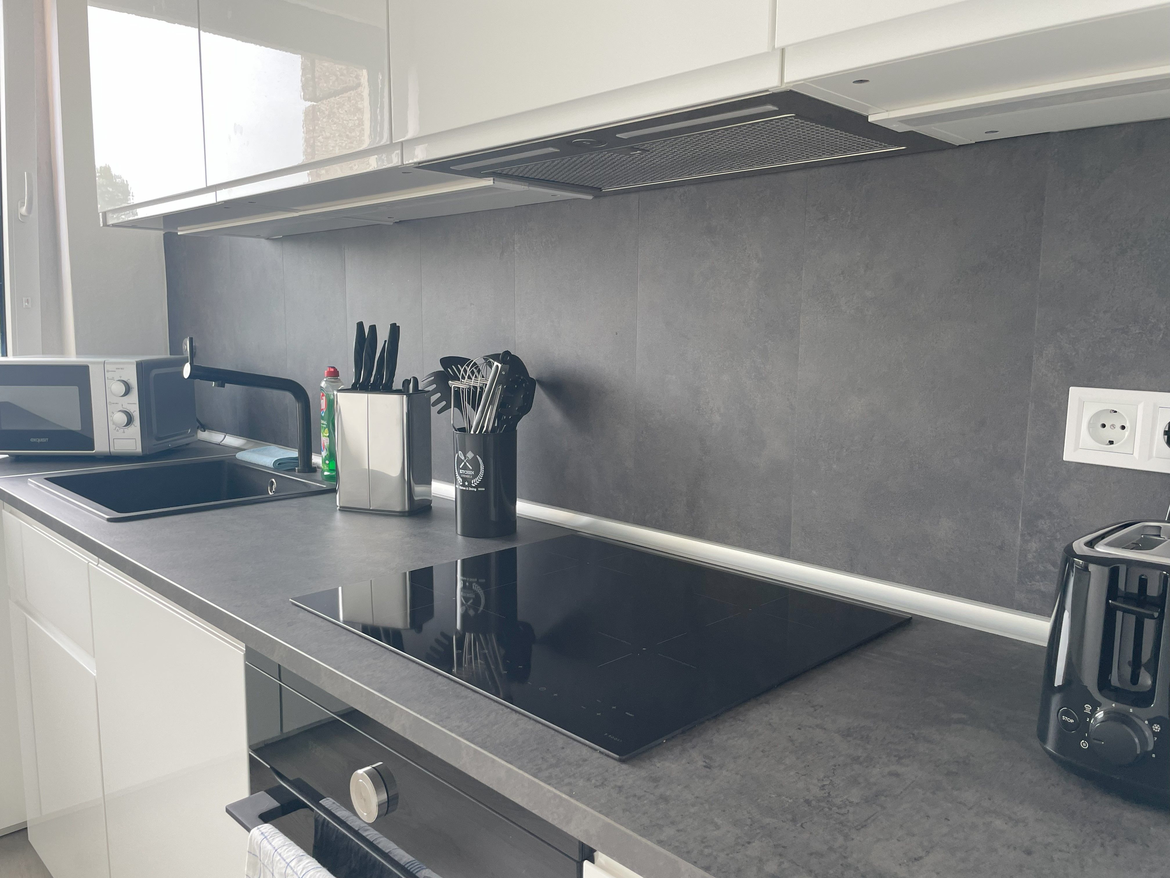 Renovated 2-Room Flat In Ratingen West - 20