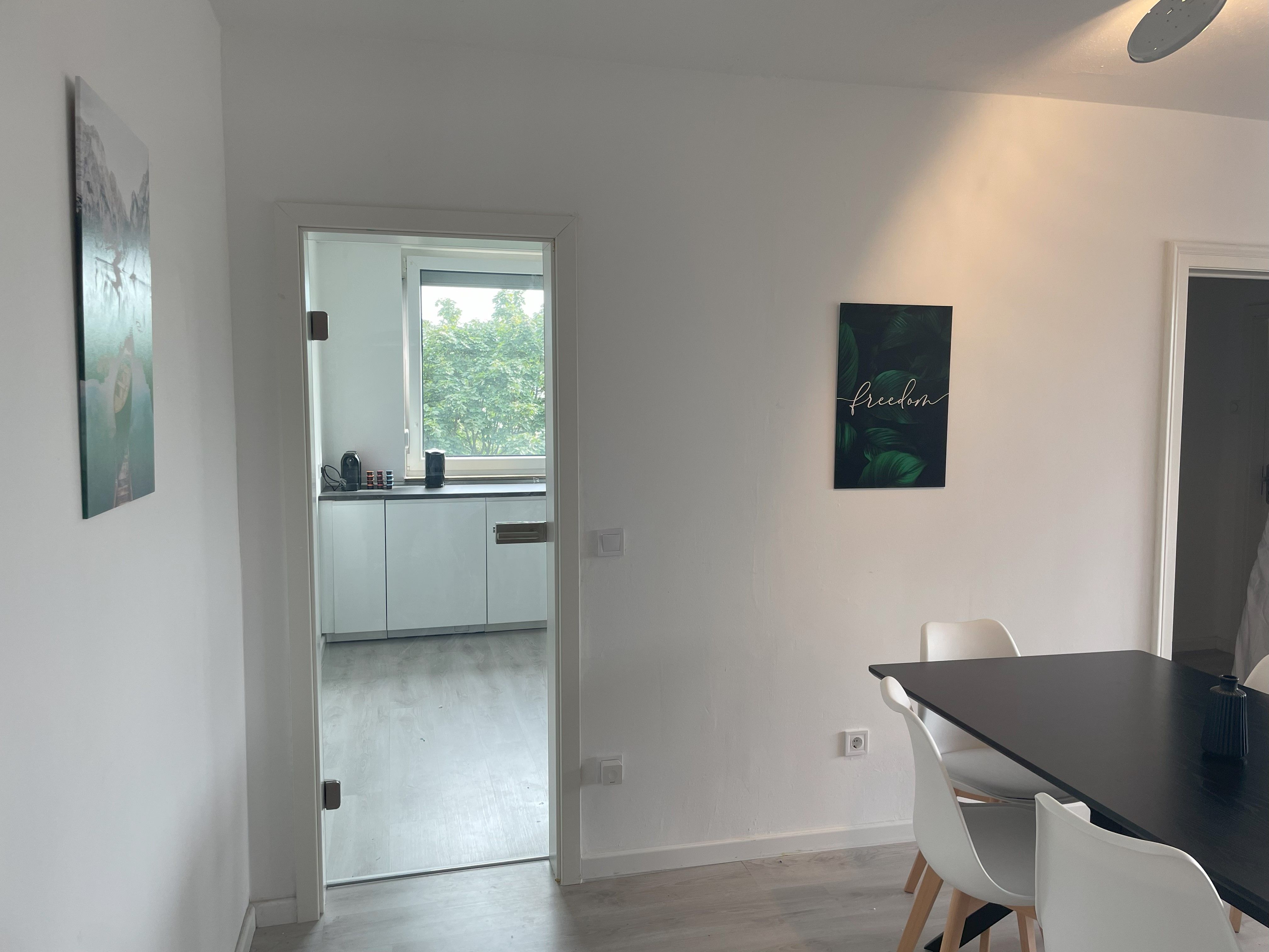 Renovated 2-Room Flat In Ratingen West - 30