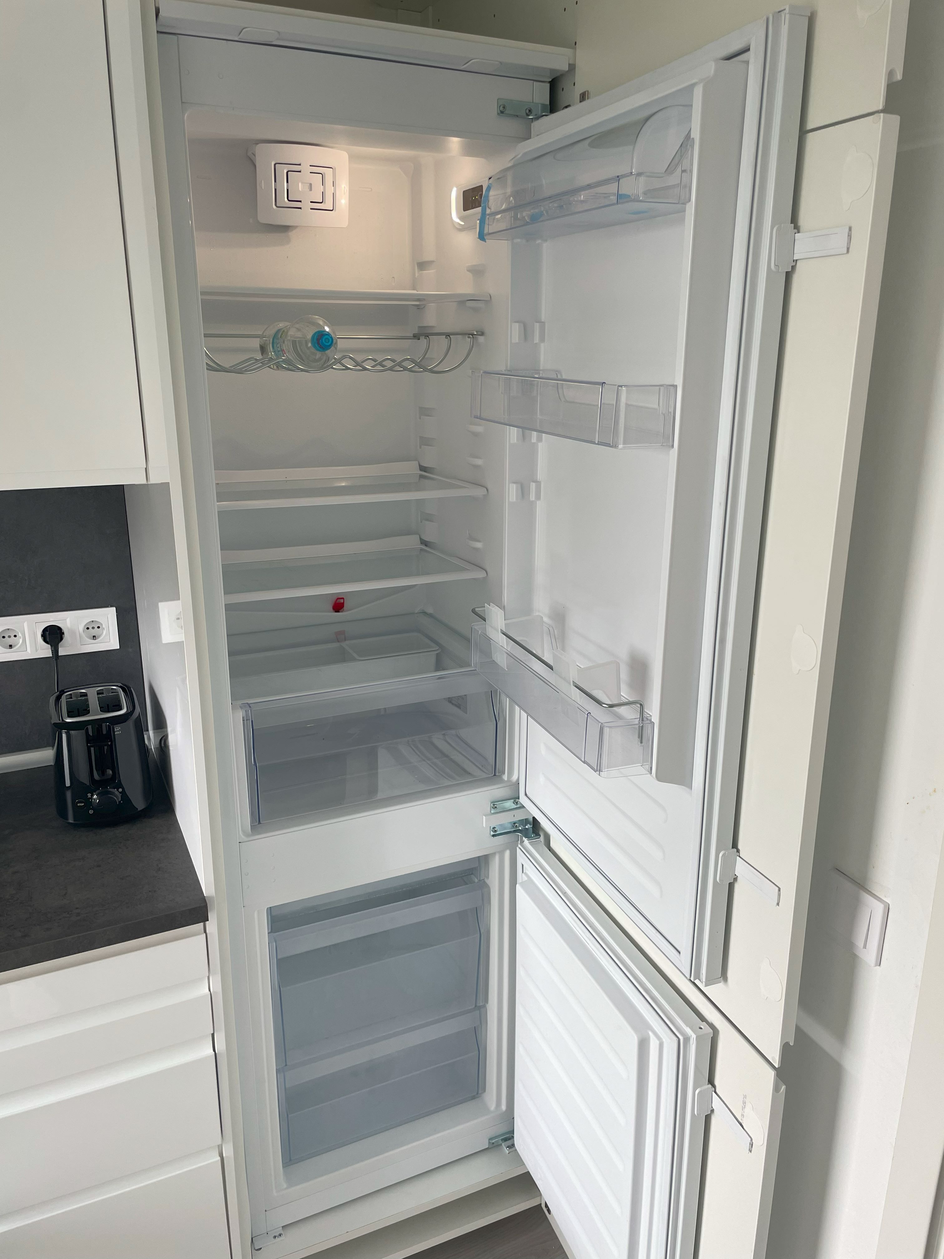 Renovated 2-Room Flat In Ratingen West - 16