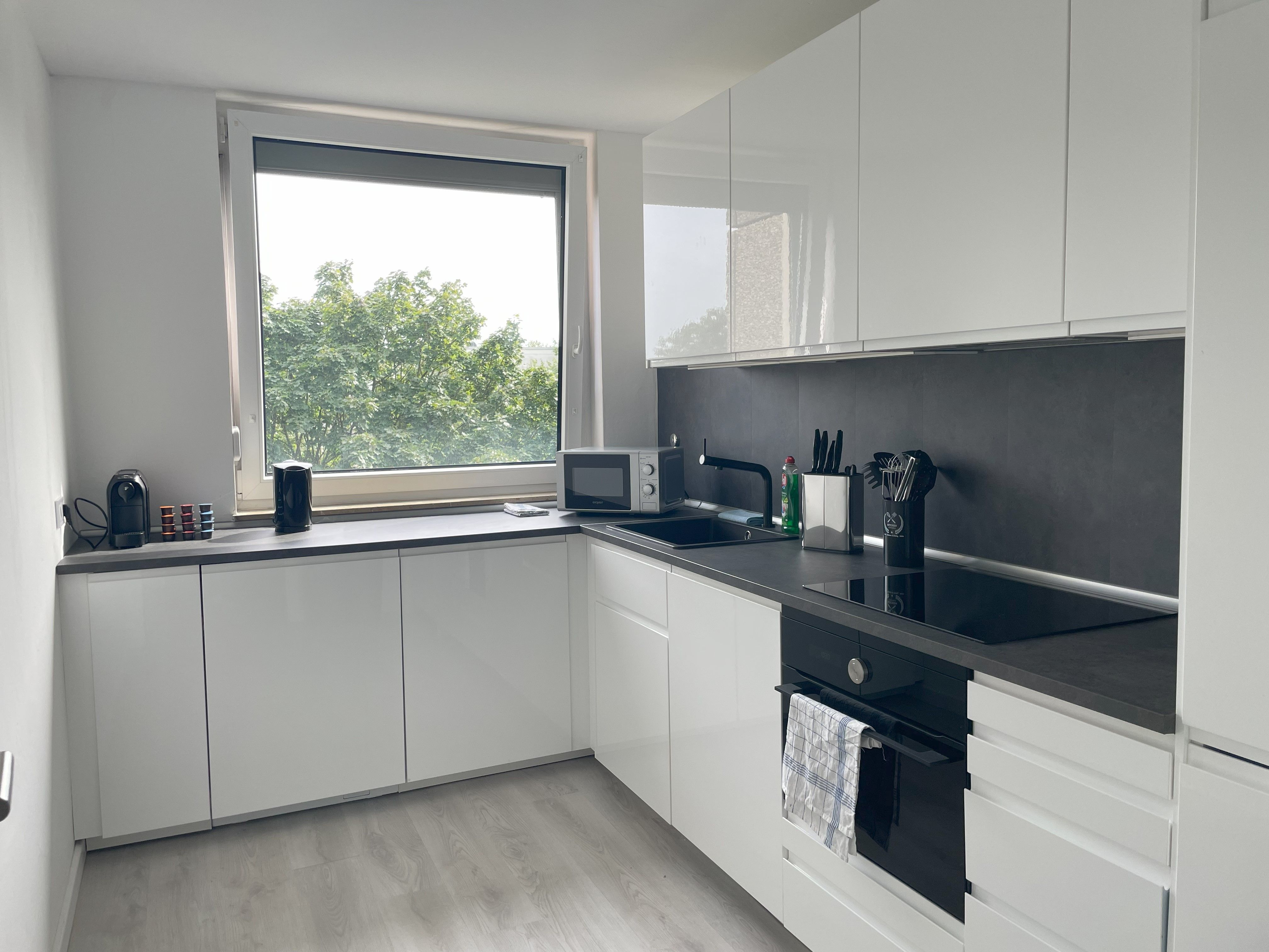 Renovated 2-Room Flat In Ratingen West - 21