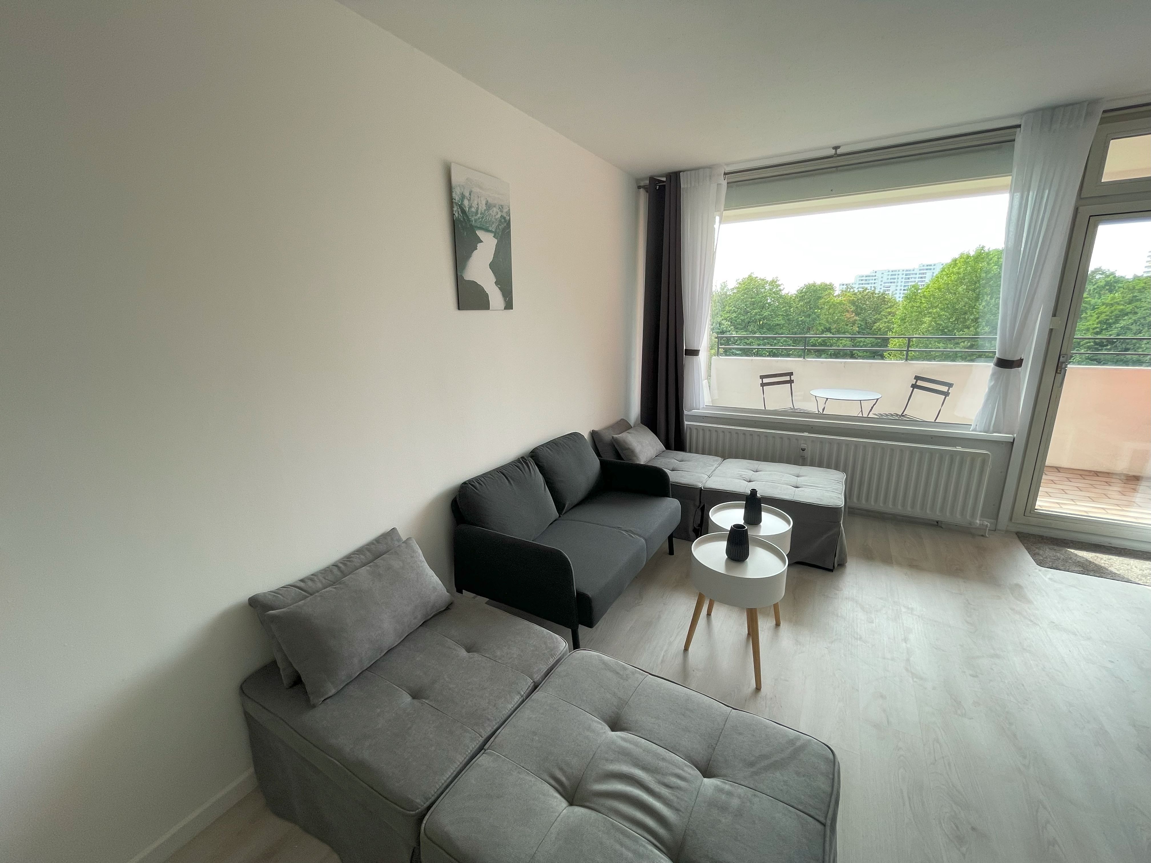Renovated 2-Room Flat In Ratingen West - 25