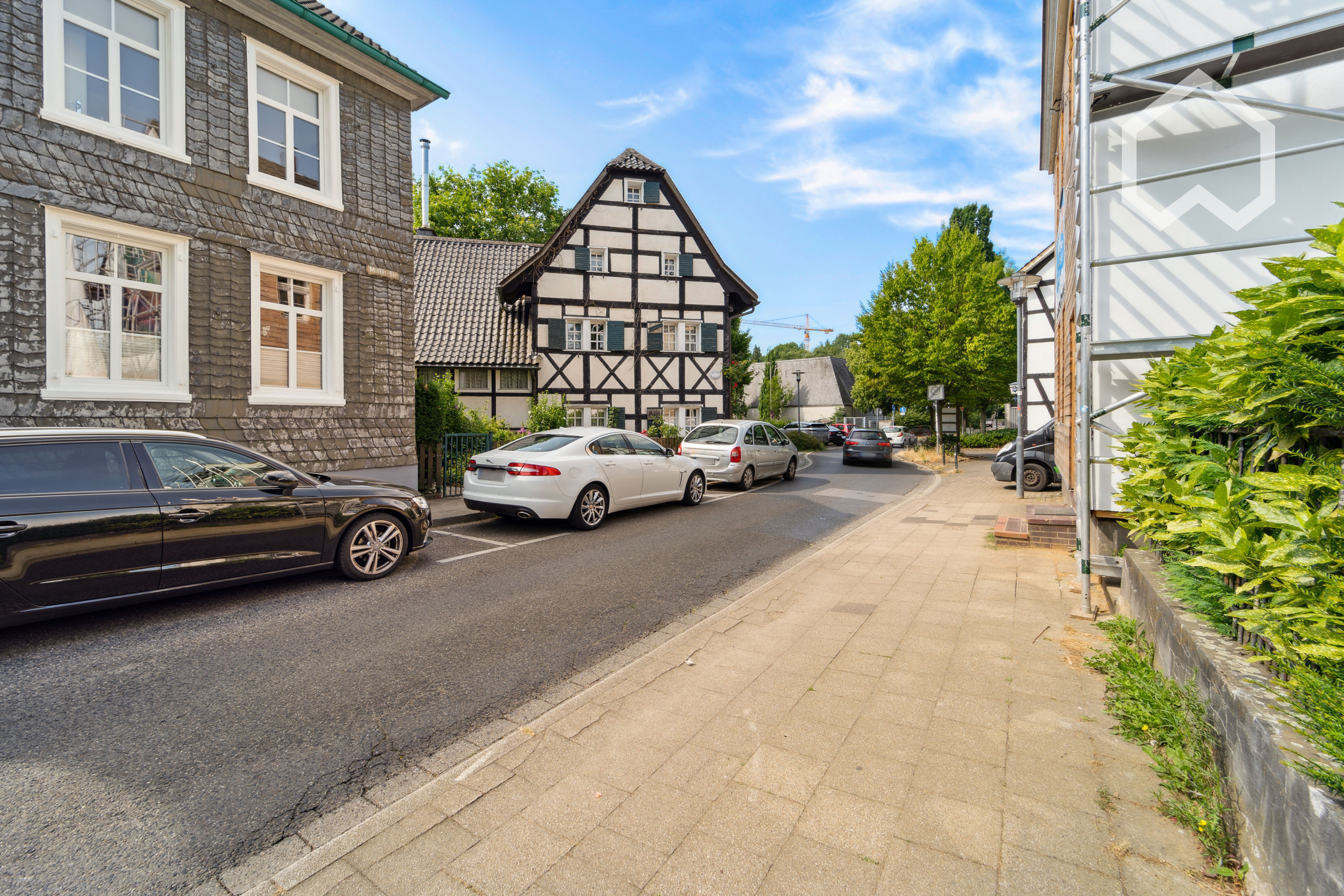  High-Quality Renovated, Fully Furnished And Fully Equipped Luxury House For Up To 8 People  -  High-quality renovated, fully furnished and fully equipped luxury House for up to 8 People  - Gallery -  3