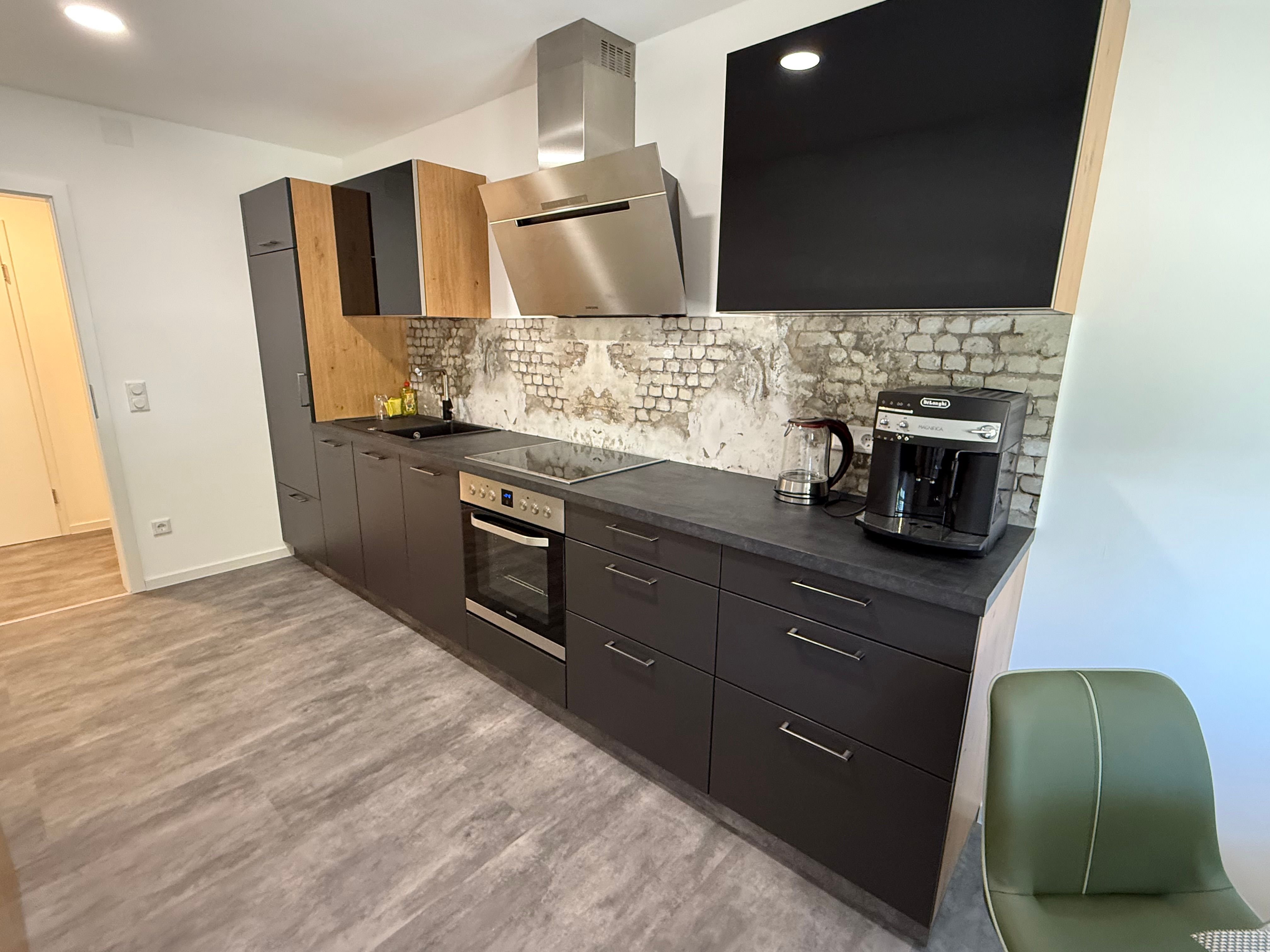 Attractive 2-Room Apartment In Mannheim In Preferred Residential Area - 10