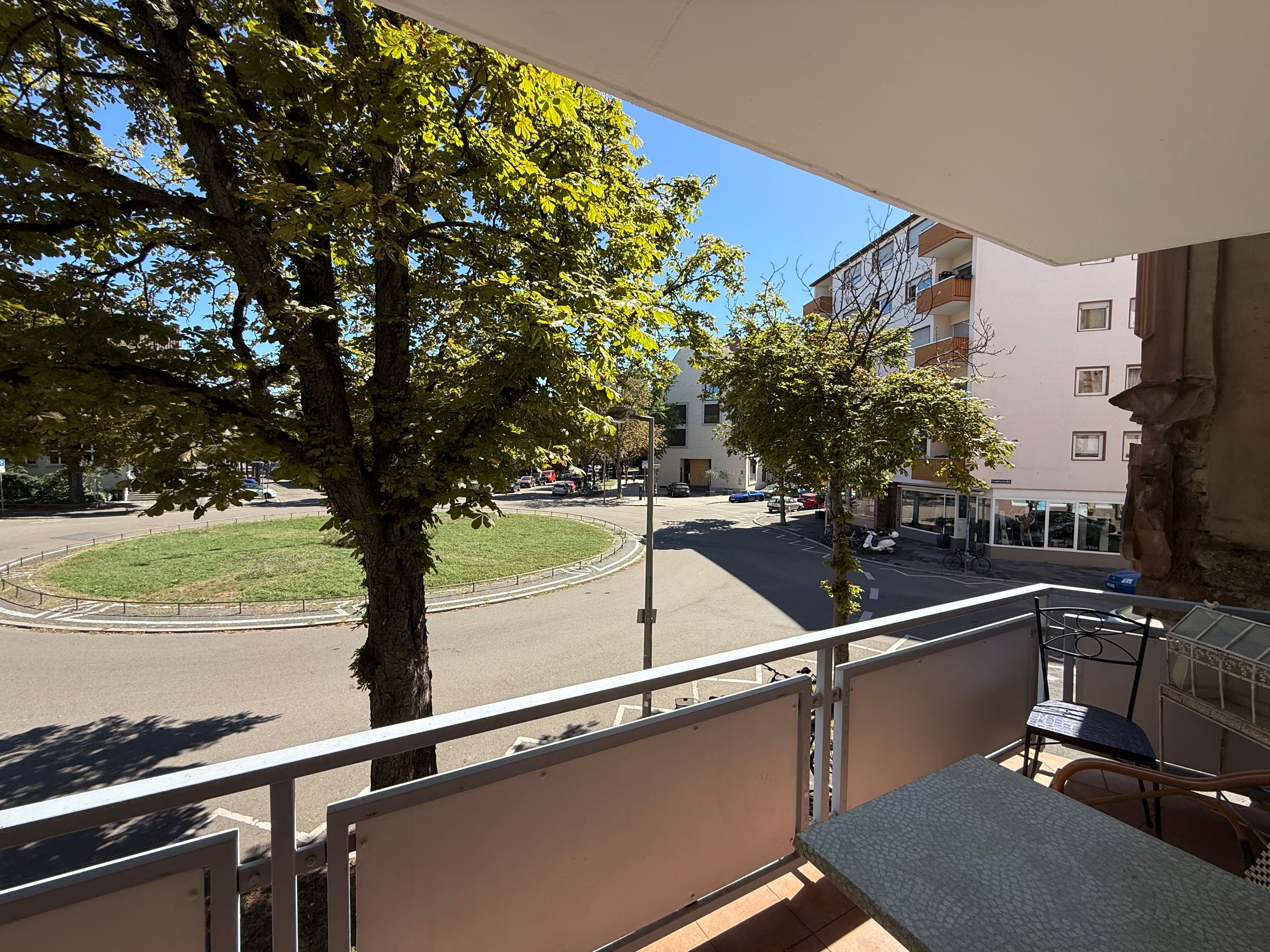 Attractive 2-Room Apartment In Mannheim In Preferred Residential Area - 1