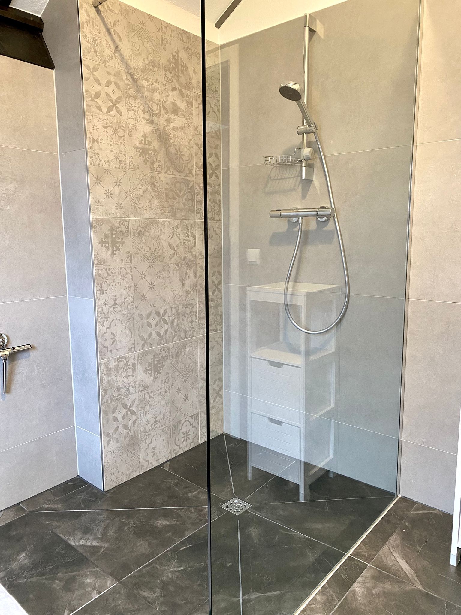 Bright 2 Room Apartment With Balcony In Neuss Norf With Very Good Transport Connections - 2