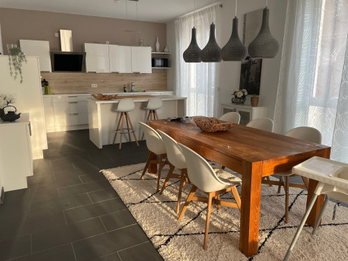 Neat new suite in excellent location (Mannheim)