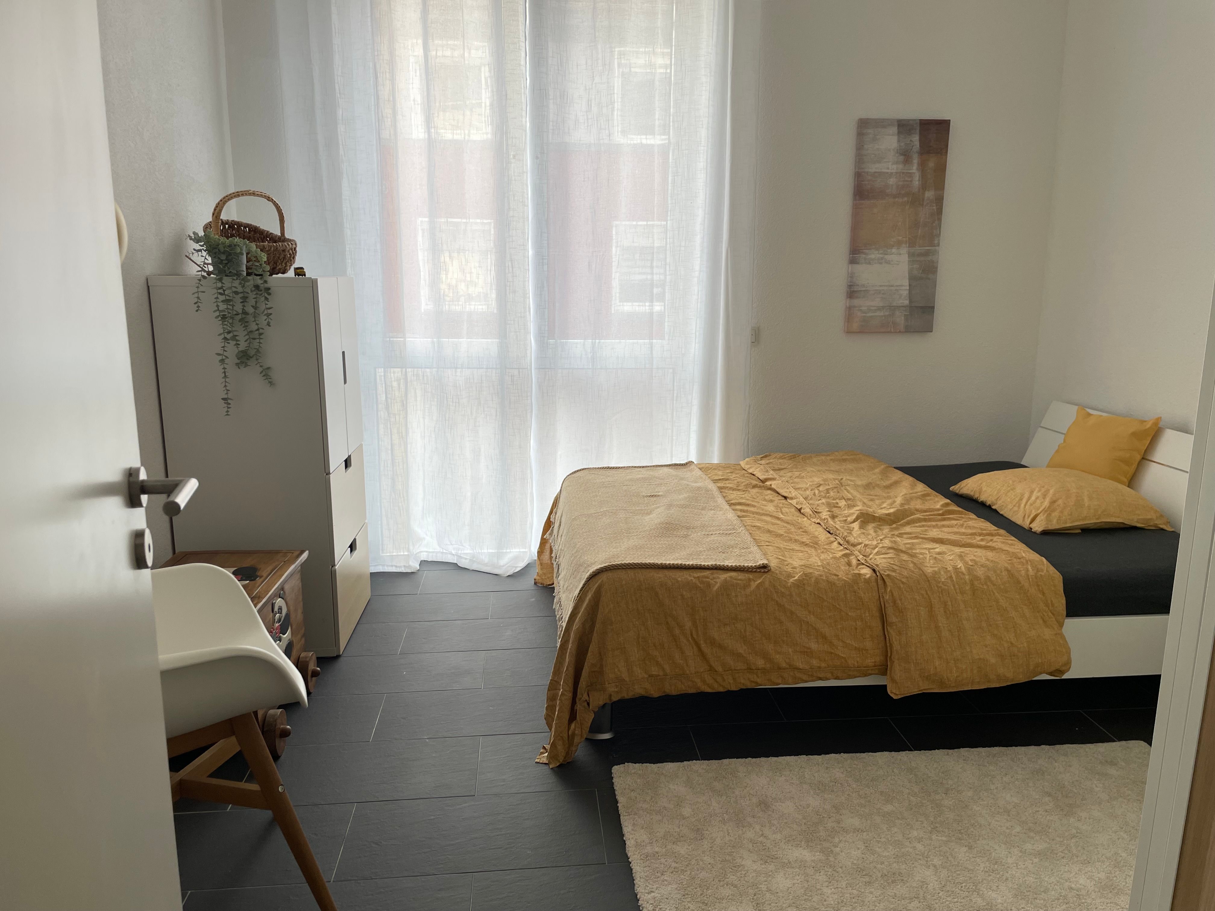 Neat Suite In Excellent Location (Mannheim) - 4