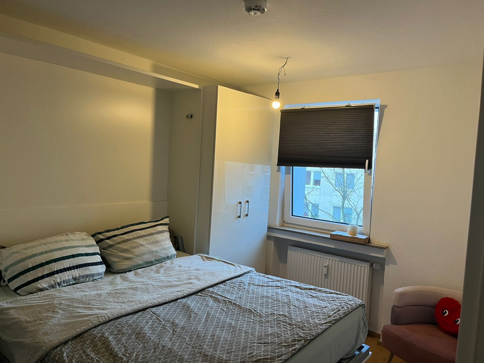 Perle An Der Aachener Schanz - 18
