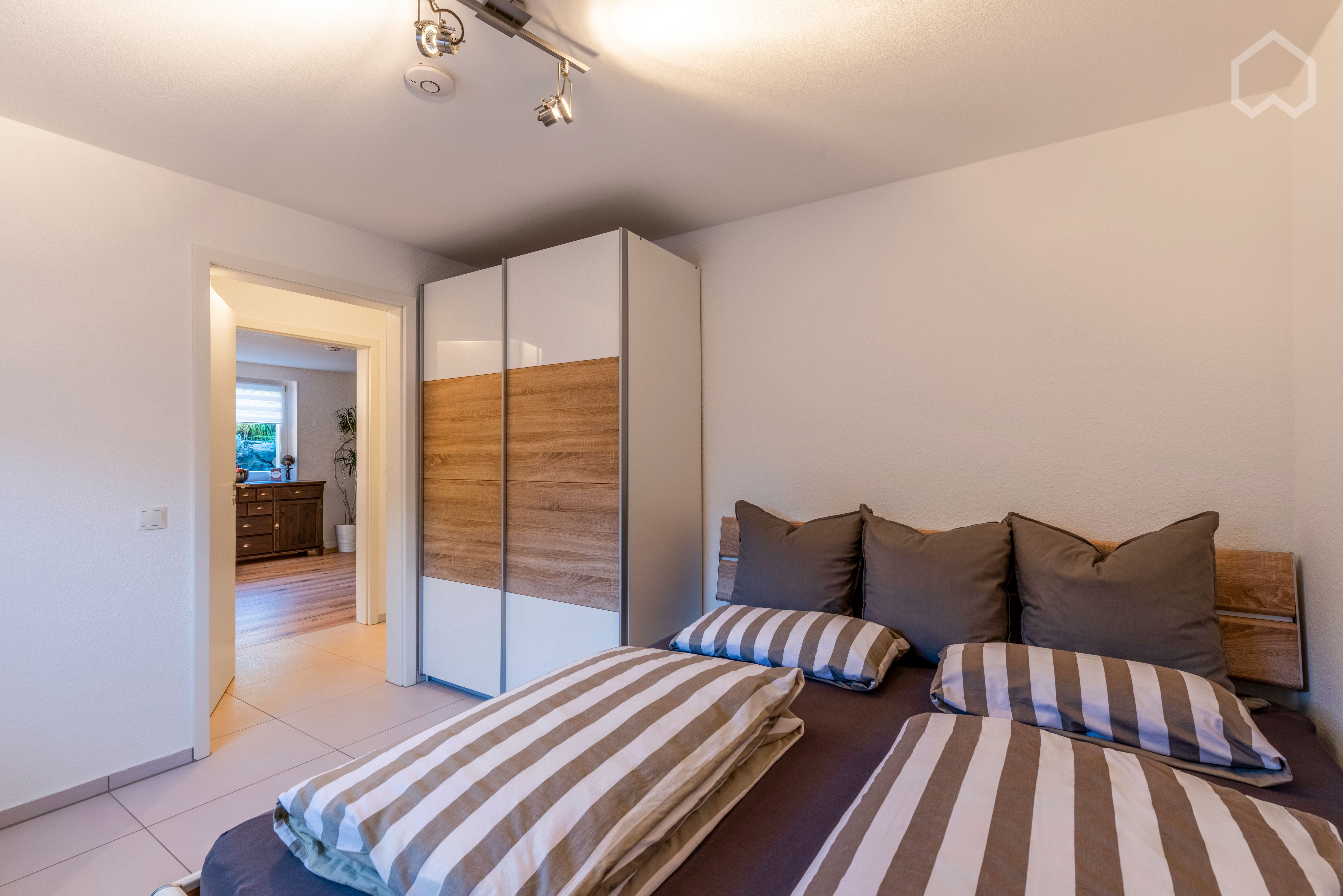  Spacious And Gorgeous Apartment In Bensheim  -  Spacious and gorgeous apartment in Bensheim  - Gallery -  12