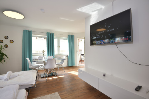 Premium 2 room apartment 10 min Uni, 4 min Center