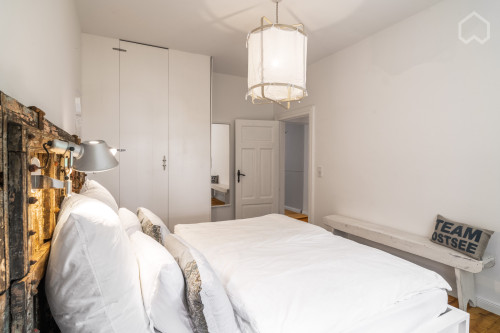 Stylish Apartment with Balcony in a Central Location - Perfect for Long-Term Stays - Gallery - 18