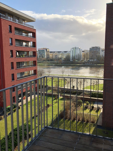 Luxury apartment with river view nearby ECB in Frankfurt