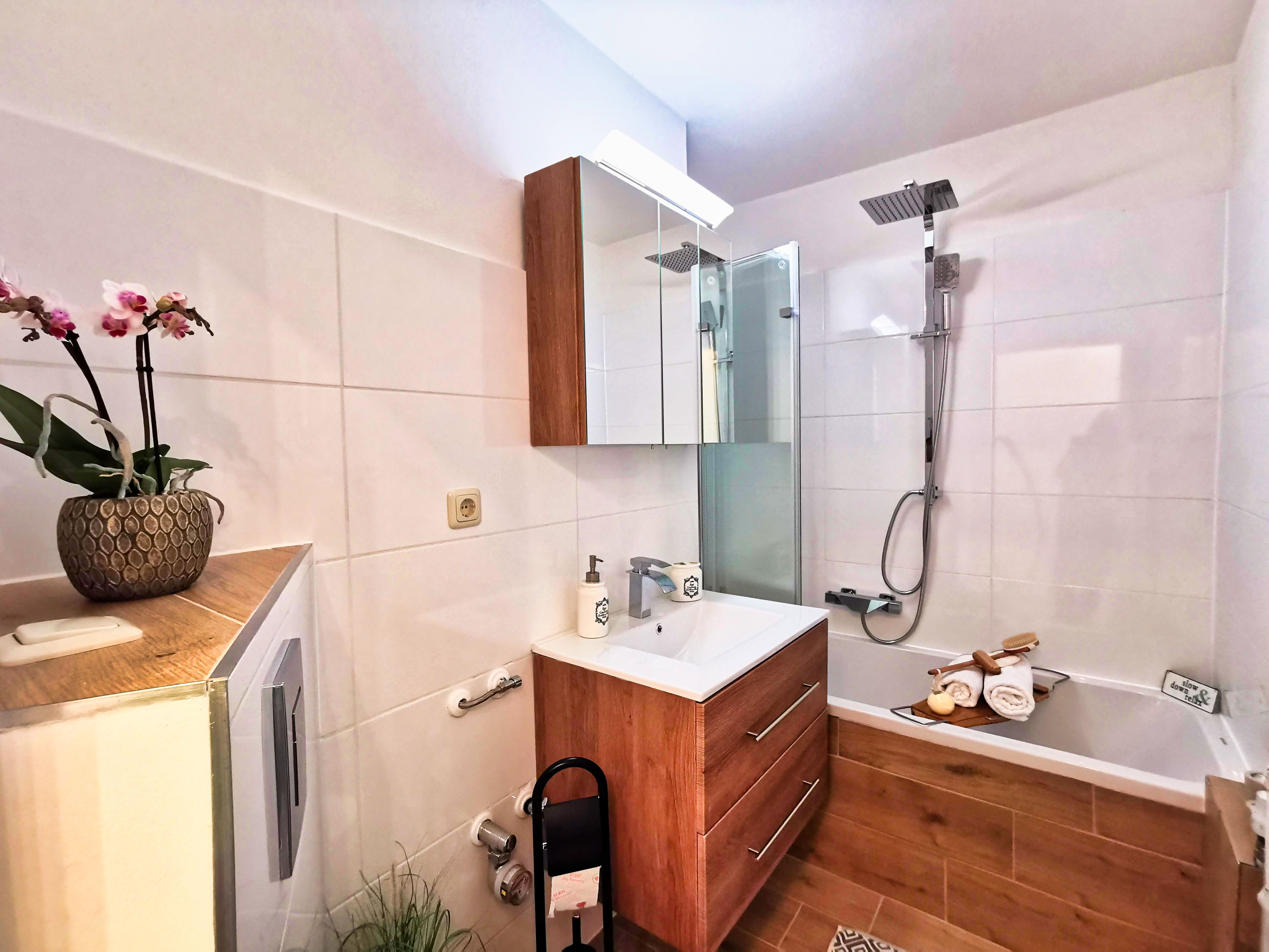 Charming & Modern Apartment In Ingolstadt - 12
