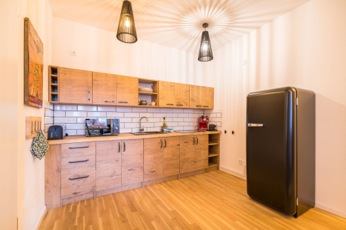 Beautiful 2 bedroom apartment in quite center