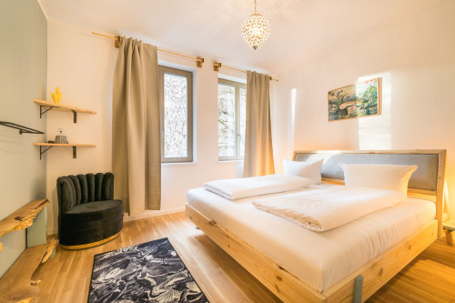 Beautiful 2 bedroom apartment in quite center