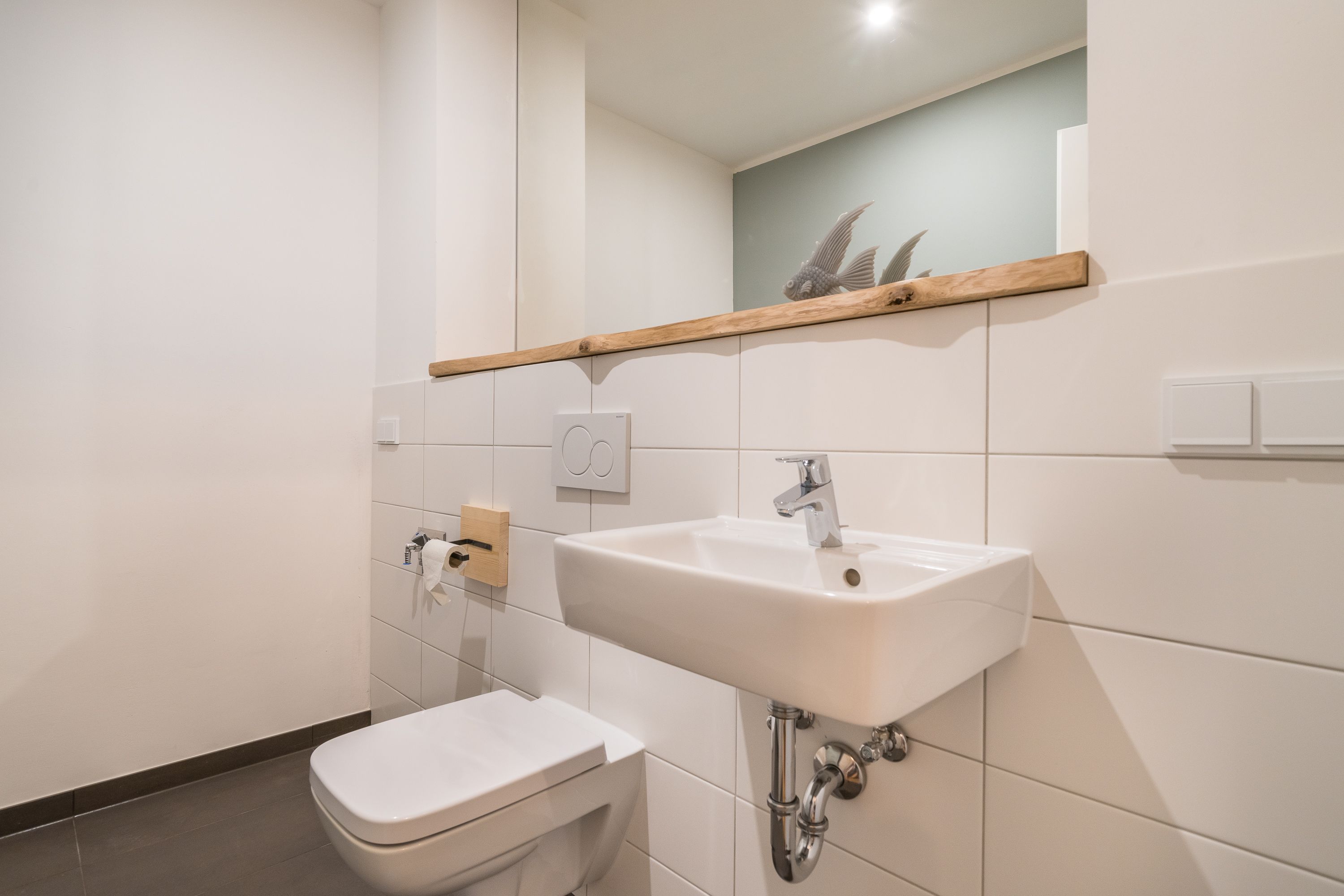 Beautiful 2 Bedroom Apartment In Quite Center - 10