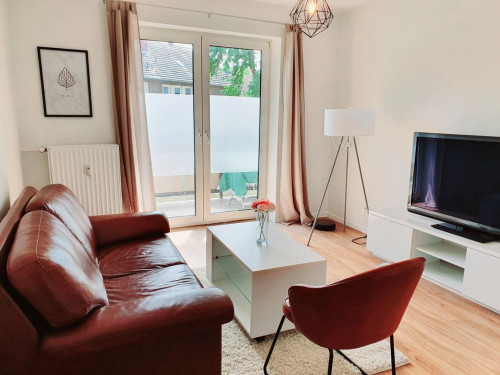 Bright, Centrally and garden view, near office district, Neuss very close to Düsseldorf- fantastic sunny balcony - Gallery - 34