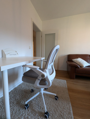 Bright, Centrally and garden view, near office district, Neuss very close to Düsseldorf- fantastic sunny balcony - Gallery - 35