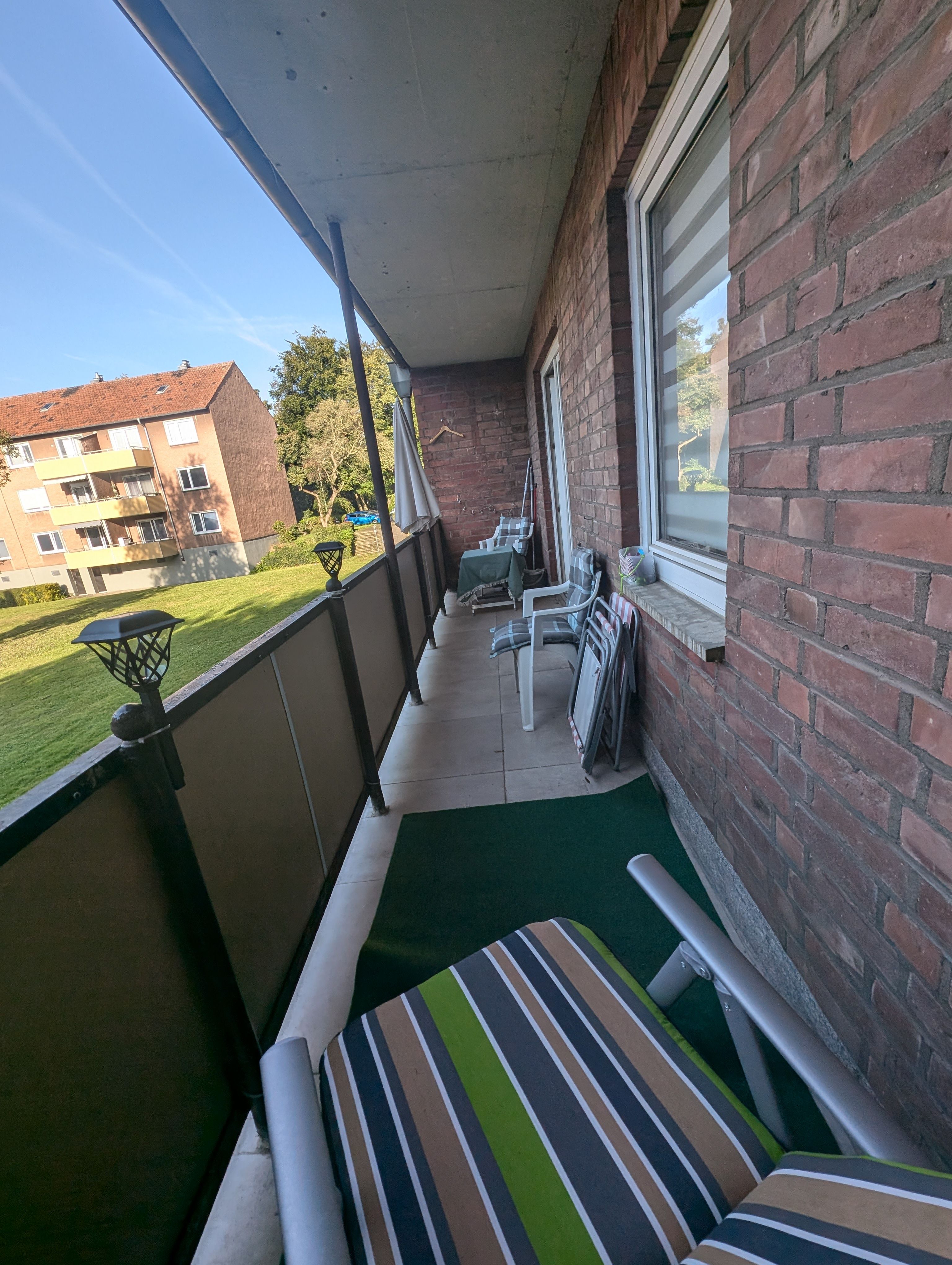 Bright, Centrally And Garden View, Near Office District, Neuss Very Close To Düsseldorf- Fantastic S - 10