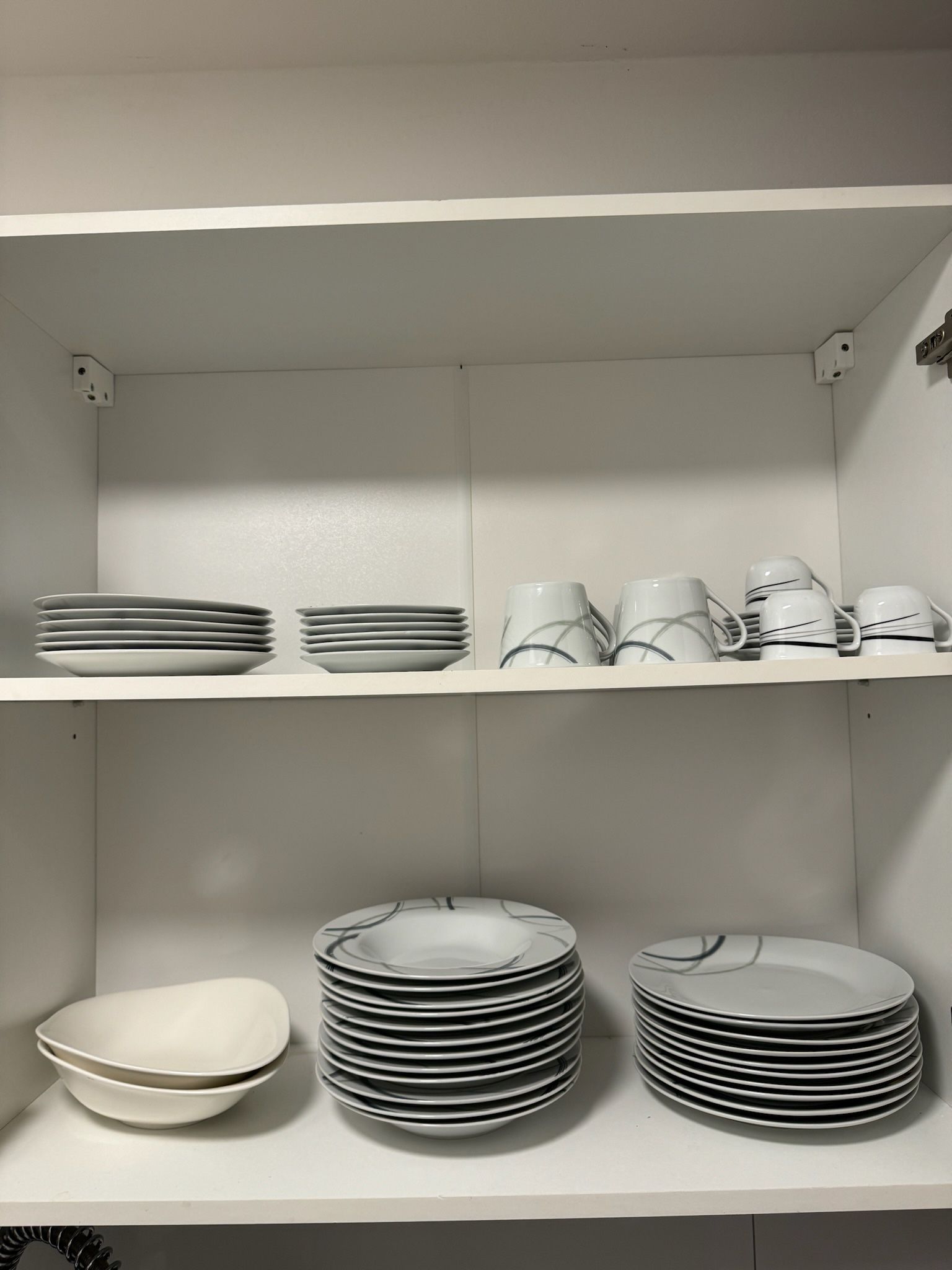 "Quiet Living With Terrace, Courtyard, And Garden In Hürth - Your New Home Awaits!" - "Quiet Living with Terrace, Courtyard, and Garden in Hürth - Your New Home Awaits!" - Gallery - 5