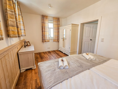 Living in a monument- near the fair/EGA/MDR, with parking and wifi