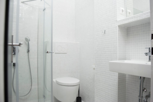 Restful Apartment at the Central Station - Gallery - 15