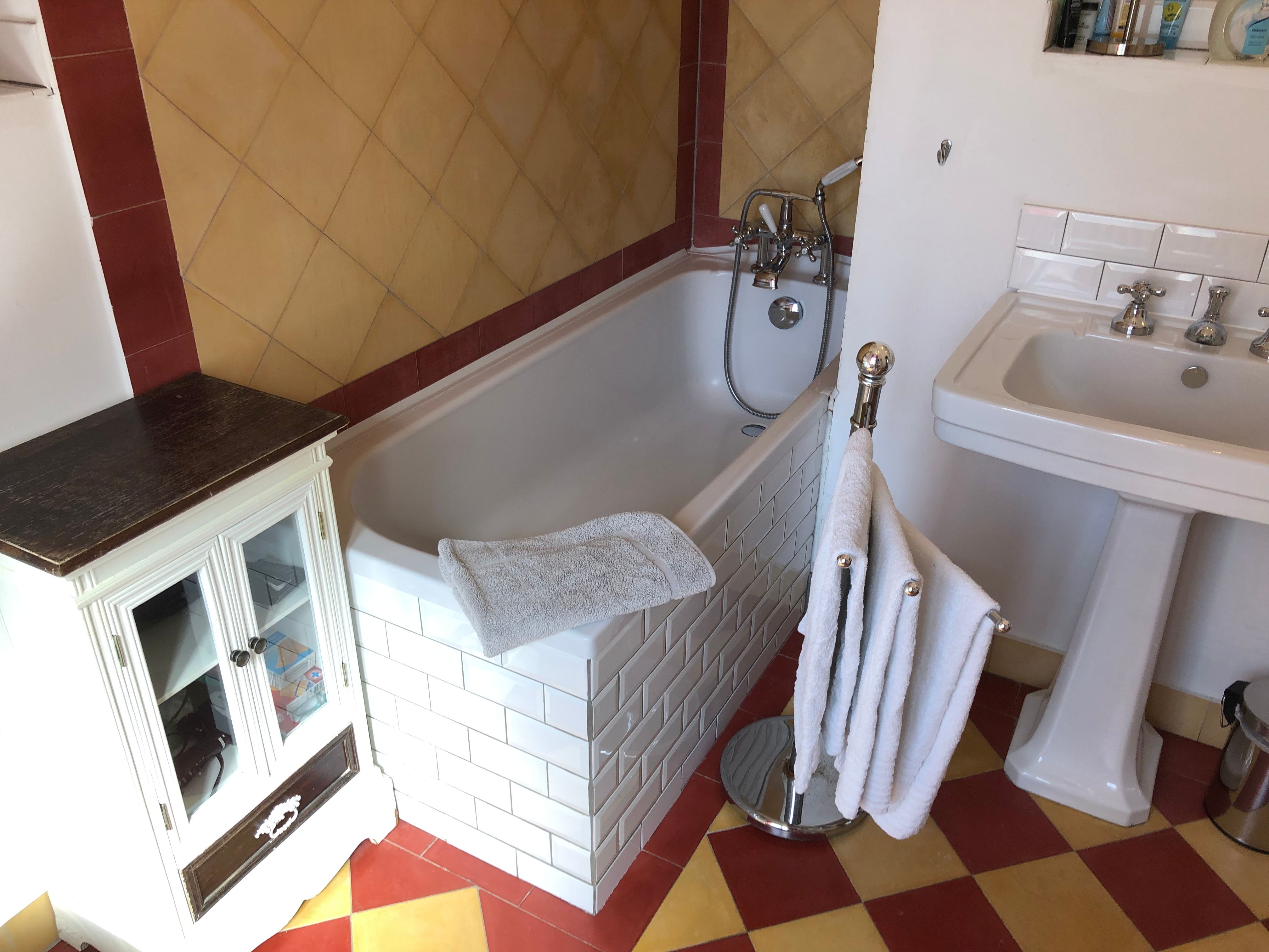 5 Room Maisonette In Historical Villa. - 5 Room Maisonette in historical villa. - Gallery - 8