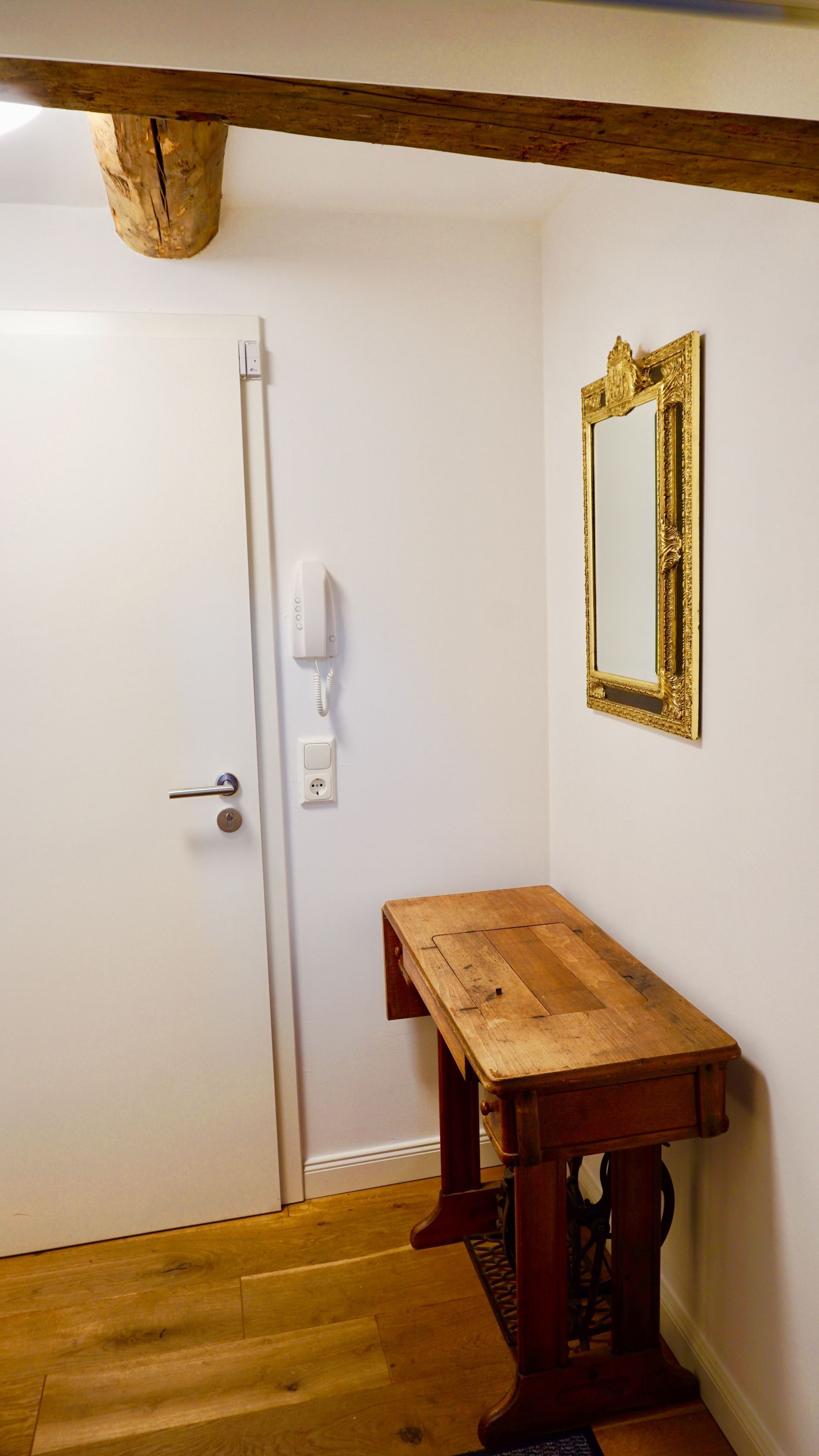  Unique Luxury Apartment In City Center  -  Unique luxury apartment in City Center  - Gallery -  11