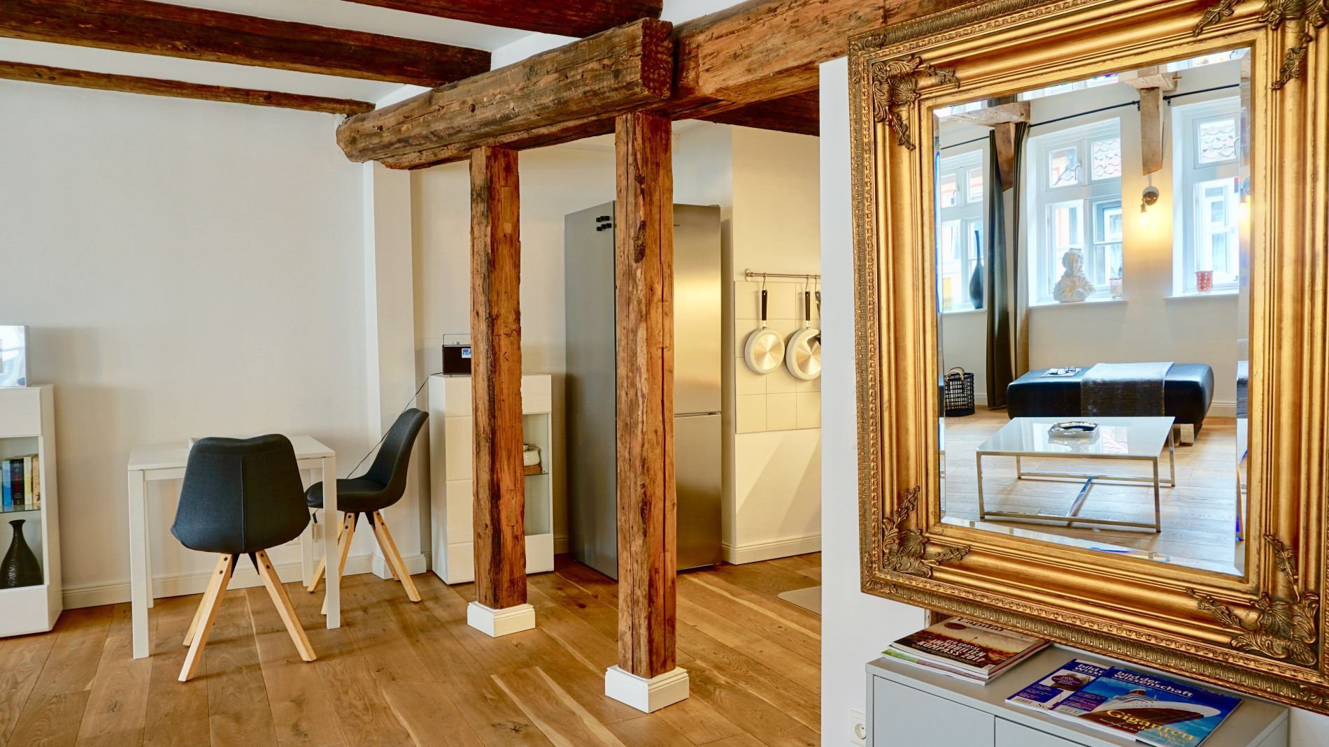  Unique Luxury Apartment In City Center  -  Unique luxury apartment in City Center  - Gallery -  6