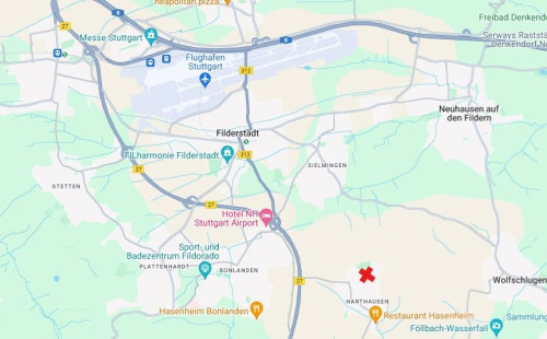Bright and nice studio with kitchen, parking pace, WLAN in Filderstadt
