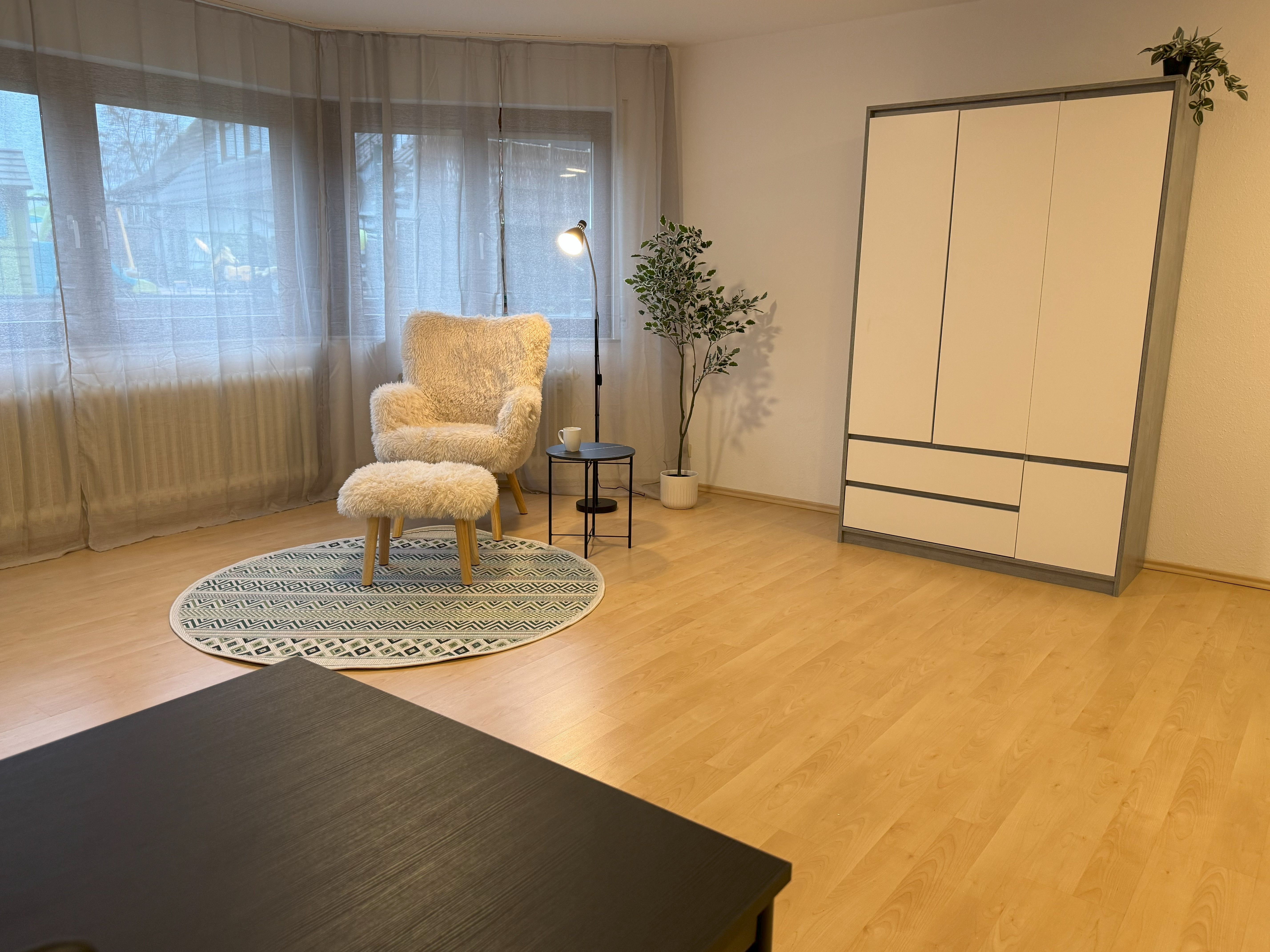  Bright And Nice Studio With Kitchen, Parking Pace, WLAN In Filderstadt  -  Bright and nice studio with kitchen, parking pace, WLAN in Filderstadt  - Gallery -  18