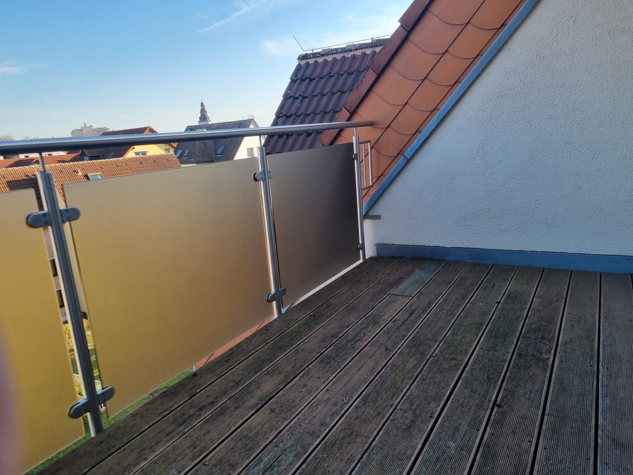  Tylish, Modernized 2.5-Room Attic Apartment With High End Interior And Fitted Kitchen In Gießen.  -  tylish, modernized 2.5-room attic apartment with high end interior and fitted kitchen in Gießen.  - Gallery -  11