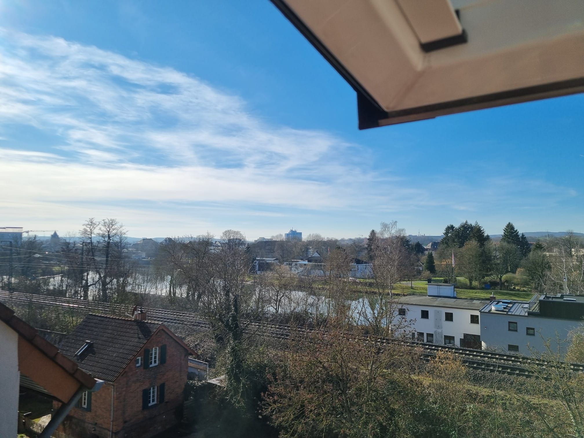  Tylish, Modernized 2.5-Room Attic Apartment With High End Interior And Fitted Kitchen In Gießen.  -  tylish, modernized 2.5-room attic apartment with high end interior and fitted kitchen in Gießen.  - Gallery -  13