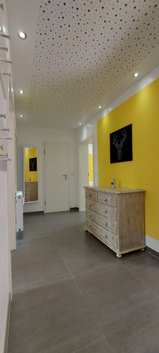 Spacious, cozy & glamorous. Bright apartment centrally located in Duisburg - with garage. - Gallery - 9