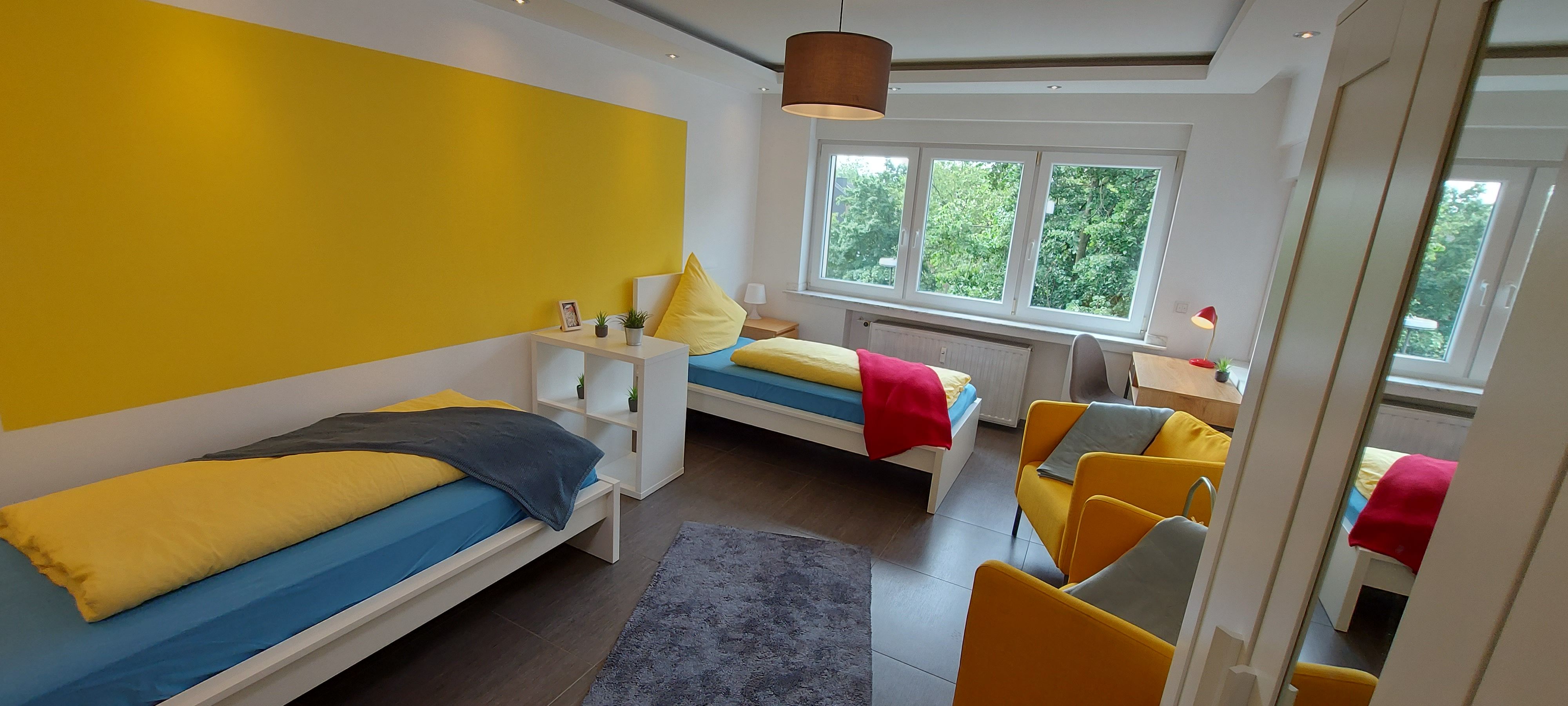 Spacious, Cozy & Glamorous. Bright Apartment Centrally Located In Duisburg - With Garage. - 23