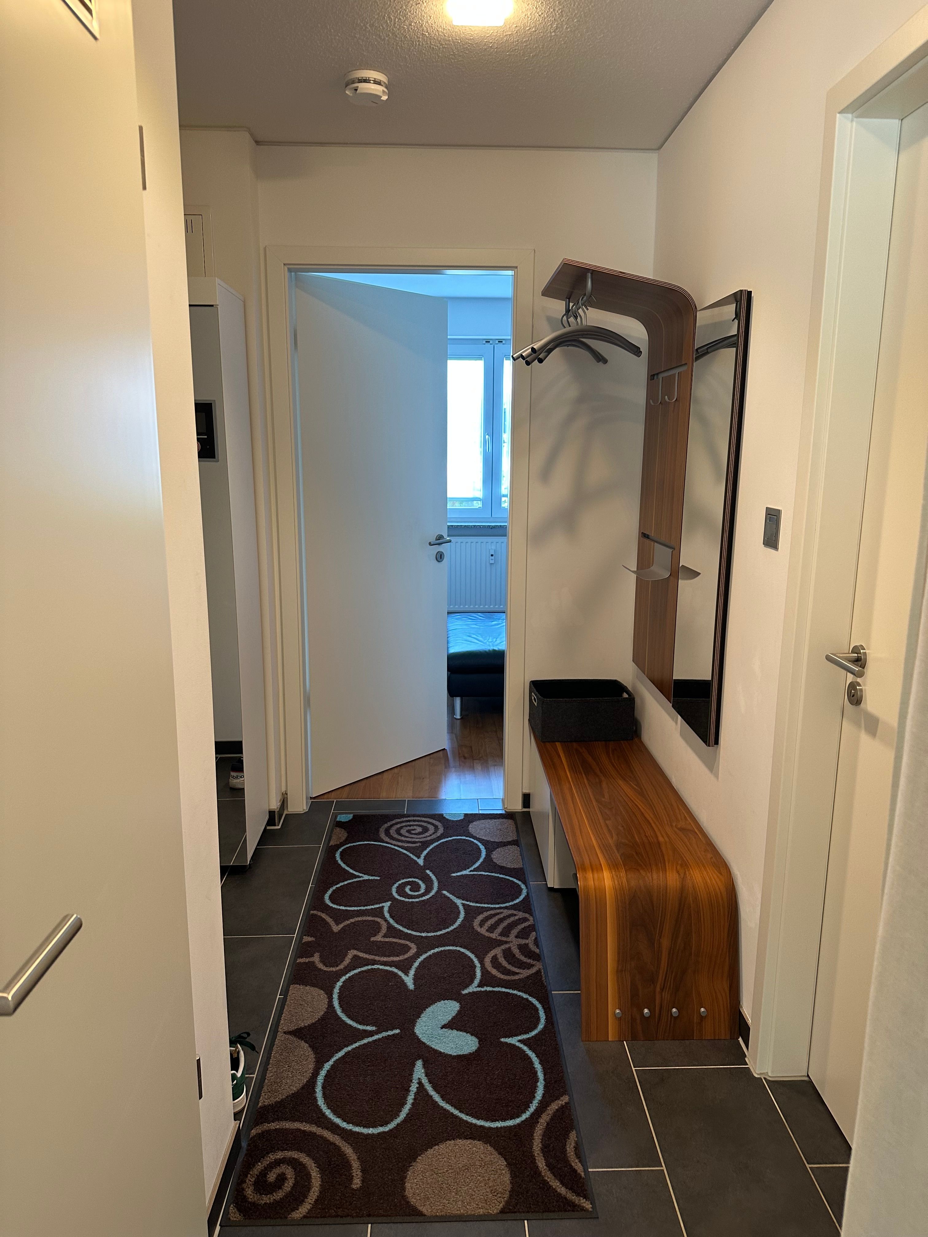 Beautiful & Smart 2-Room Apartment To Feel At Home In Southern Munich - 15