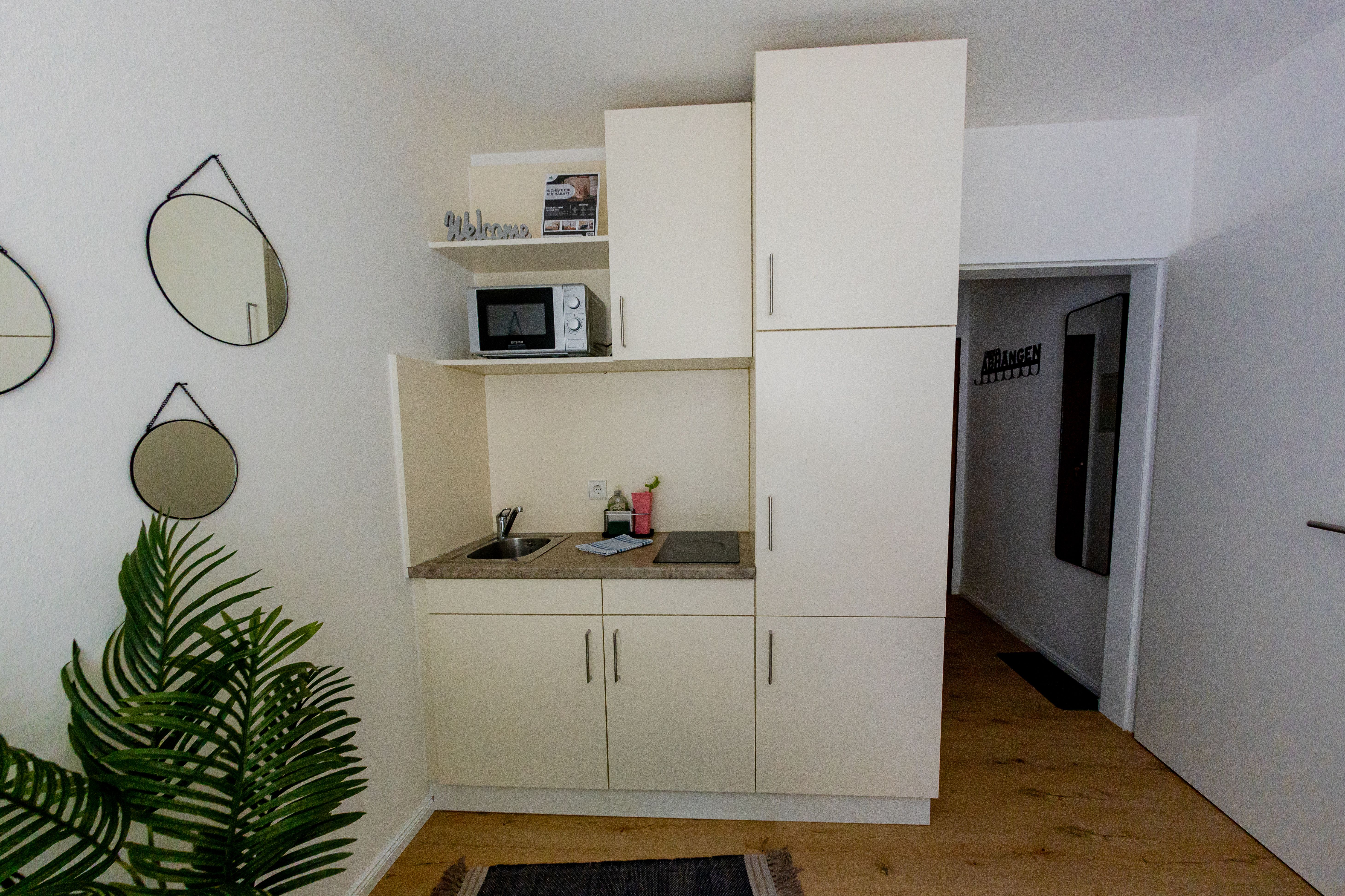  Stylish Furnished 1-Room Apartment In A Top Location Right Next To The University And Hospital!  -  Stylish furnished 1-room apartment in a top location right next to the university and hospital!  - Gallery -  21