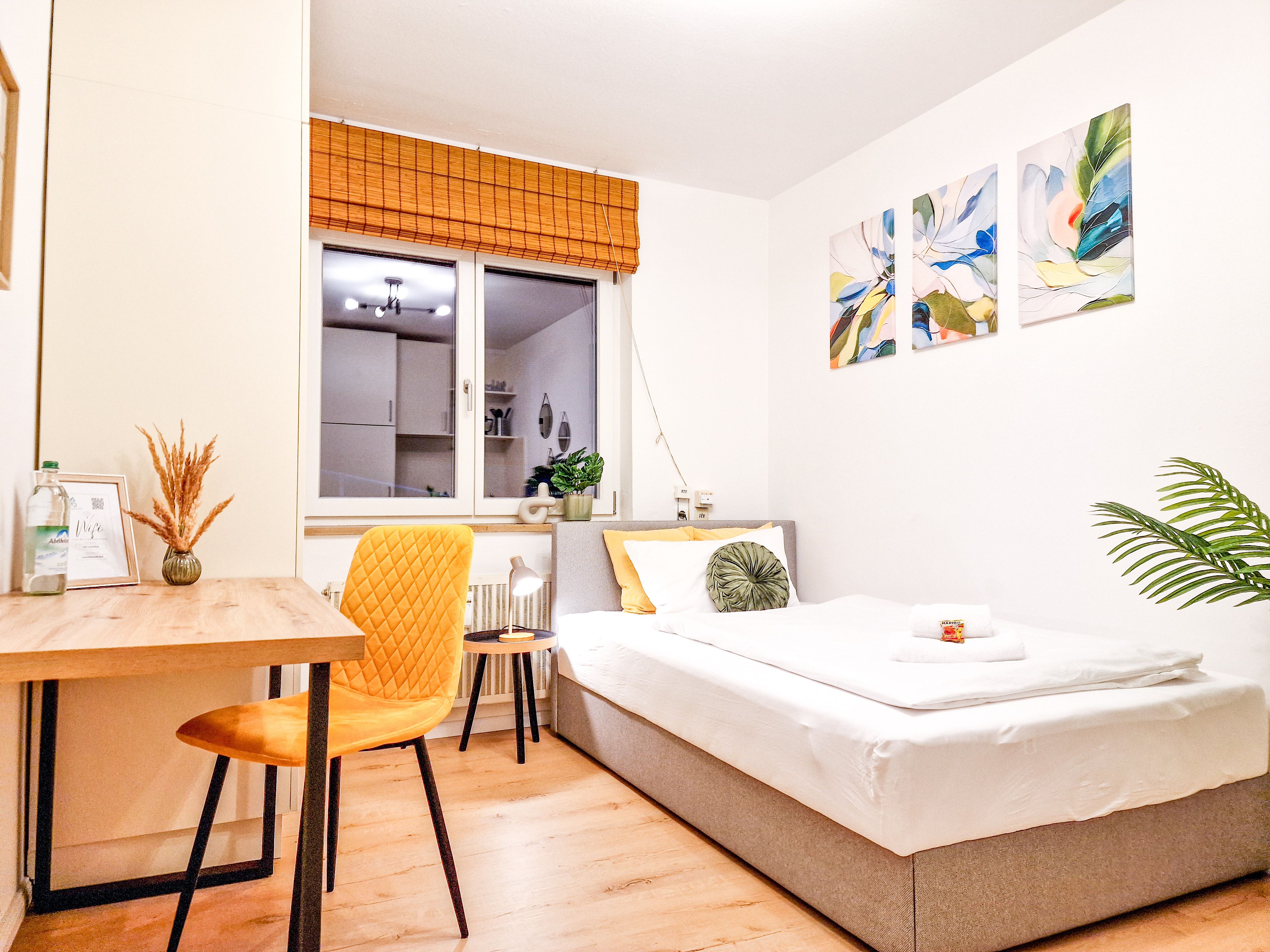  Stylish Furnished 1-Room Apartment In A Top Location Right Next To The University And Hospital!  -  Stylish furnished 1-room apartment in a top location right next to the university and hospital!  - Gallery -  52