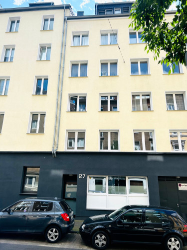 Stylish, fully furnished apartment | newly renovated | all-inclusive rent | Düsseldorf-Pempelfort