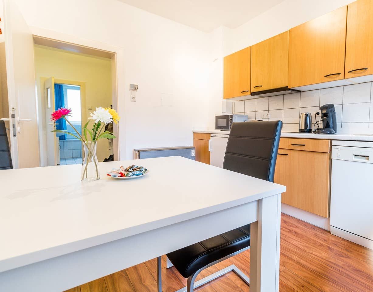 Stylish 2-Room-Apartment Close To Fair & Airport - 6
