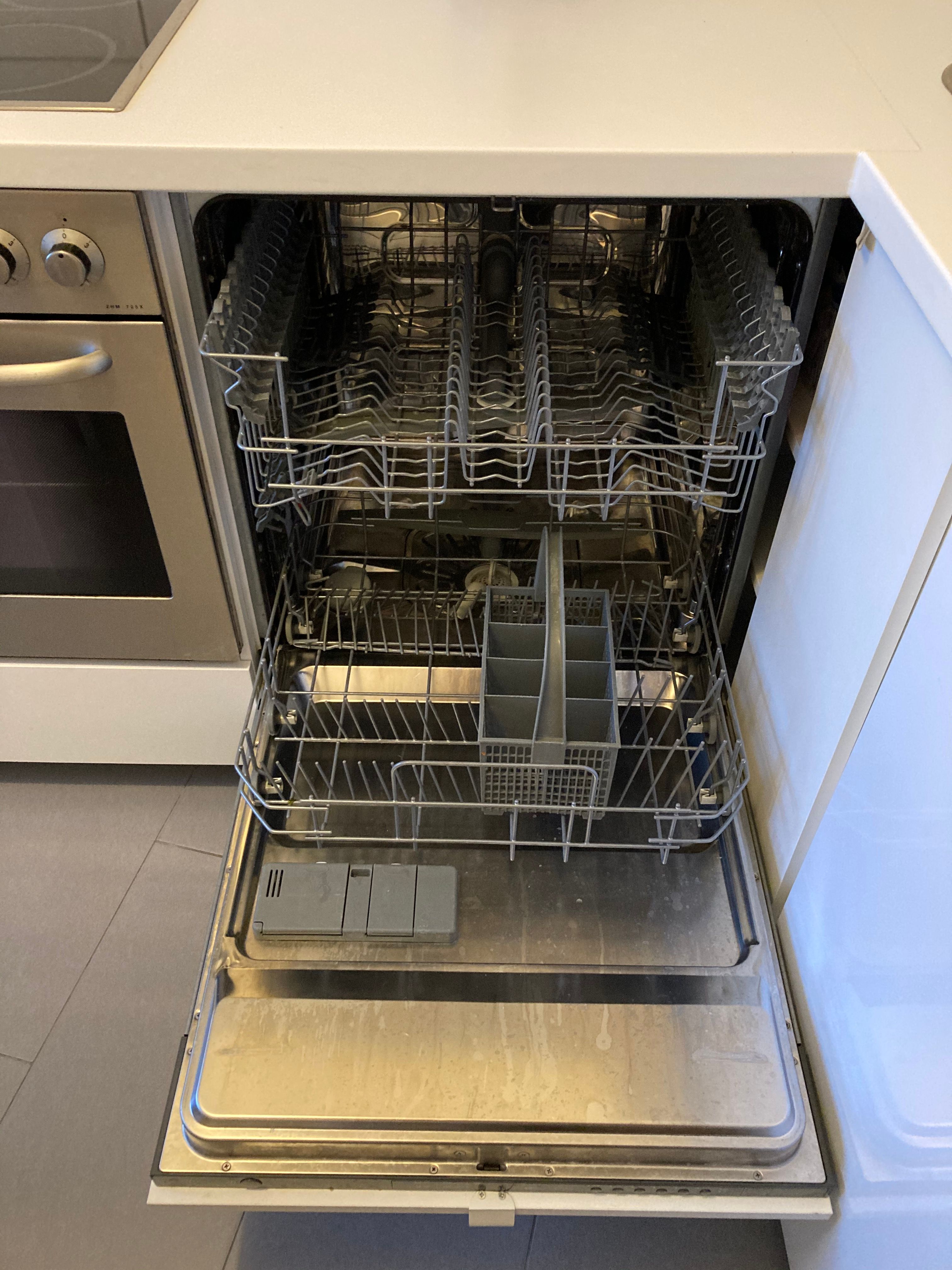 Super Central 1 Room And Full Kitchen Apartment 32 Sqm - super central 1 room and full kitchen apartment 32 sqm - Gallery - 8