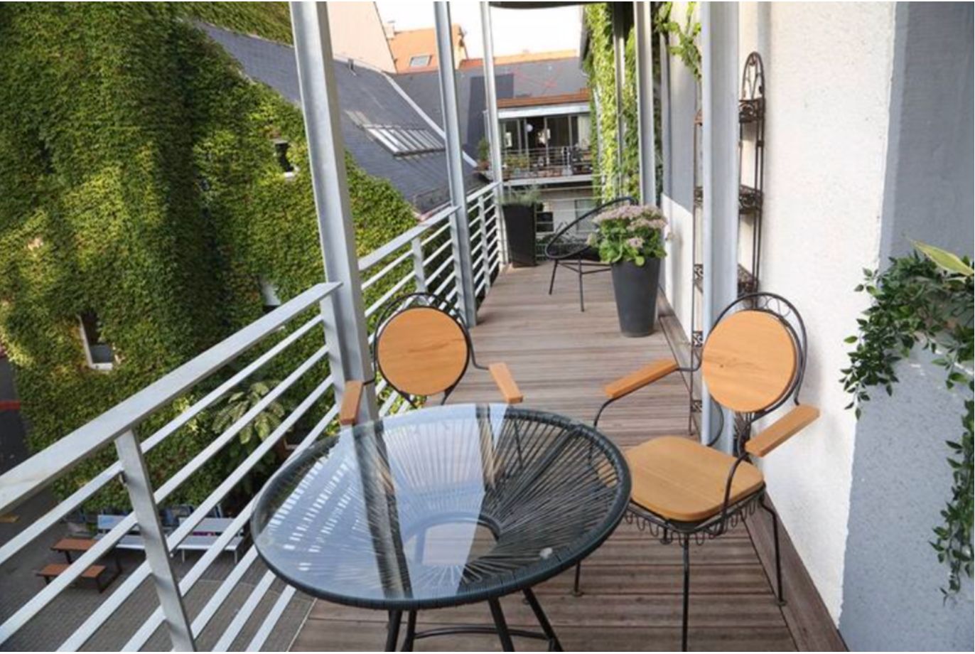 Pretty Suite With Balcony In The Middle Of Dresden - 13