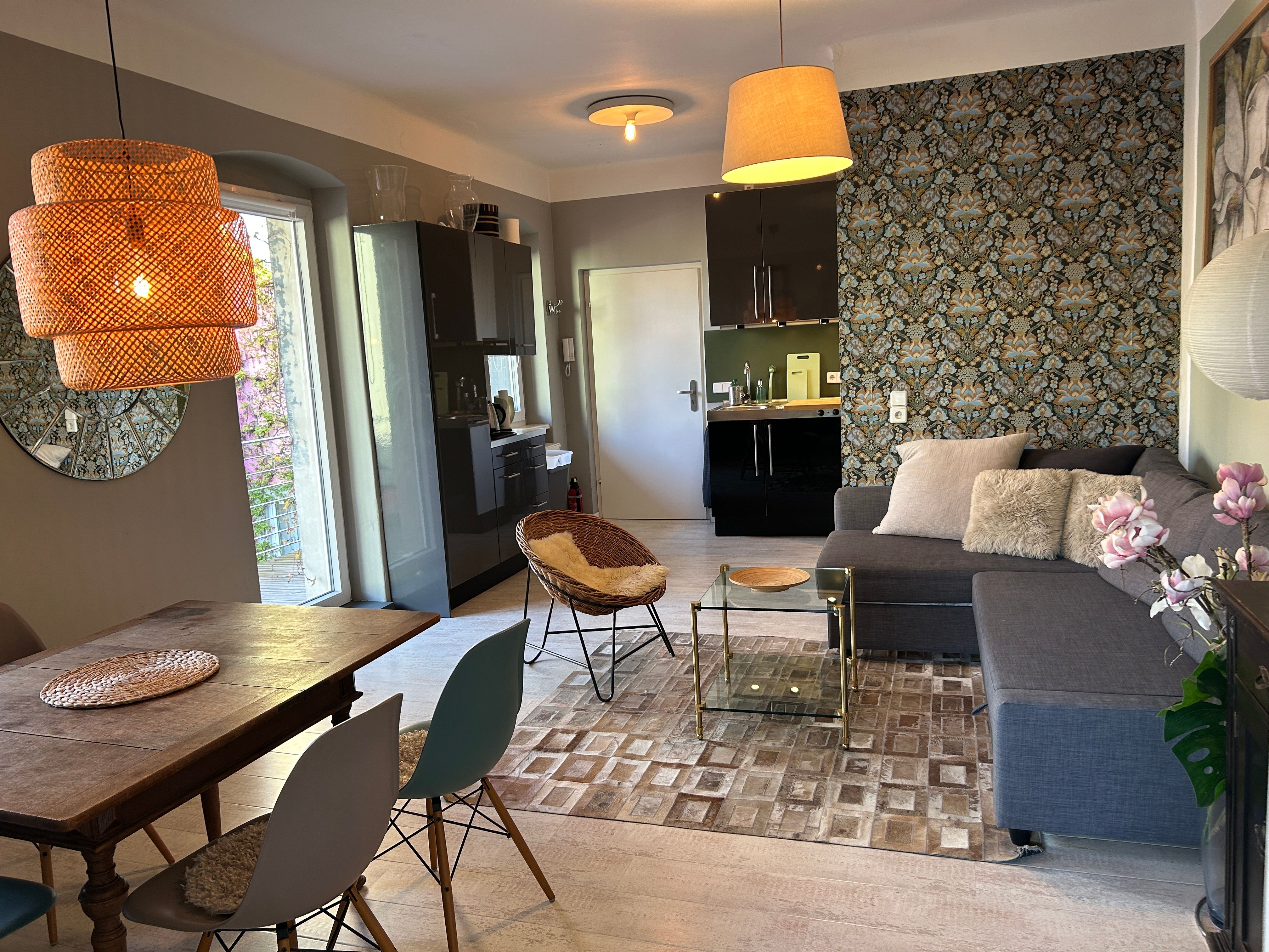 Pretty Suite With Balcony In The Middle Of Dresden - 9