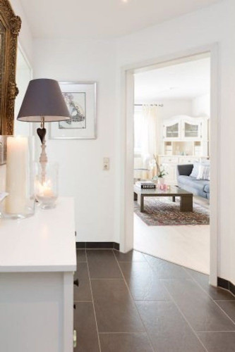 Charming, stylish 2-room apartment in the center of Rosenheim - Gallery - 12