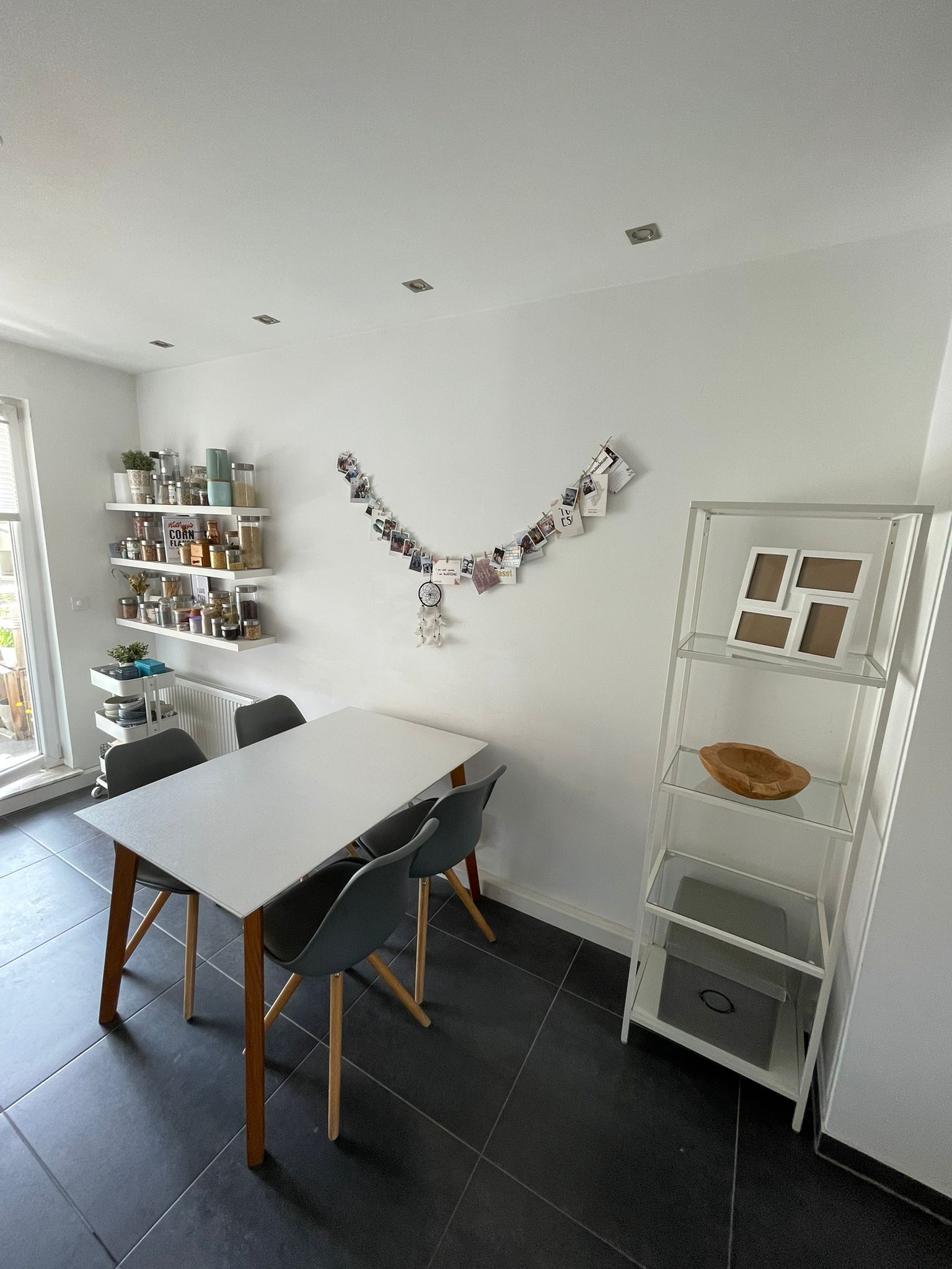 High-Quality, Fully Furnished, Stylish And Completely Renovated 2-Room Apartment In An Old Building   -  High-quality, fully furnished, stylish and completely renovated 2-room apartment in an old building with balcony in Nuremberg St. Jobst  - Gallery -  13