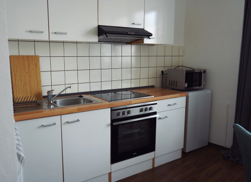 Studioapartment mit Balkon und Parkplatz