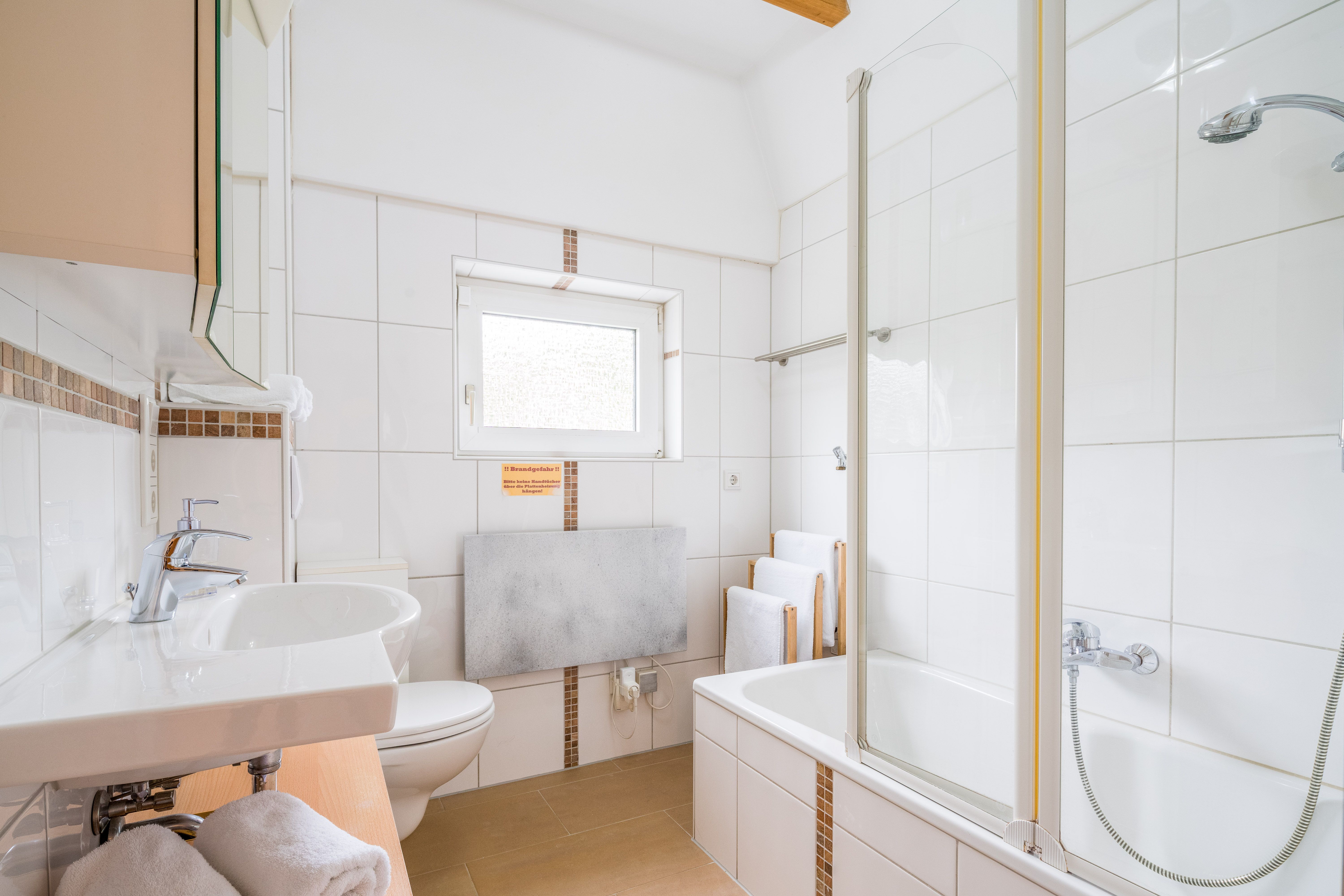 Cozy Flat With A Balcony In Zirndorf - 5